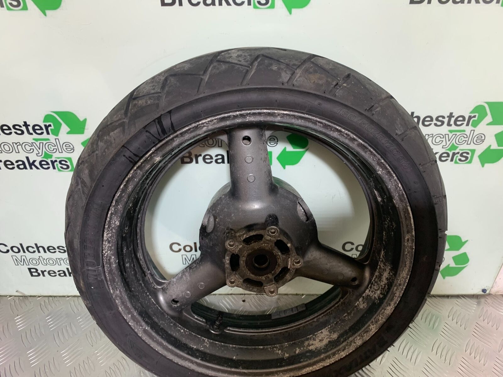 SUZUKI RF900 RF 900 REAR WHEEL   YEAR 1994-1999 (CMB1020)