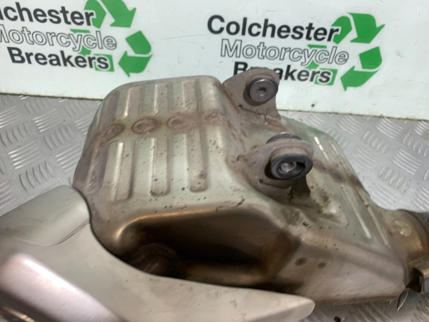 TRIUMPH TRIDENT 660 EXHAUST    YEAR 2021-2024 (CMB1295)