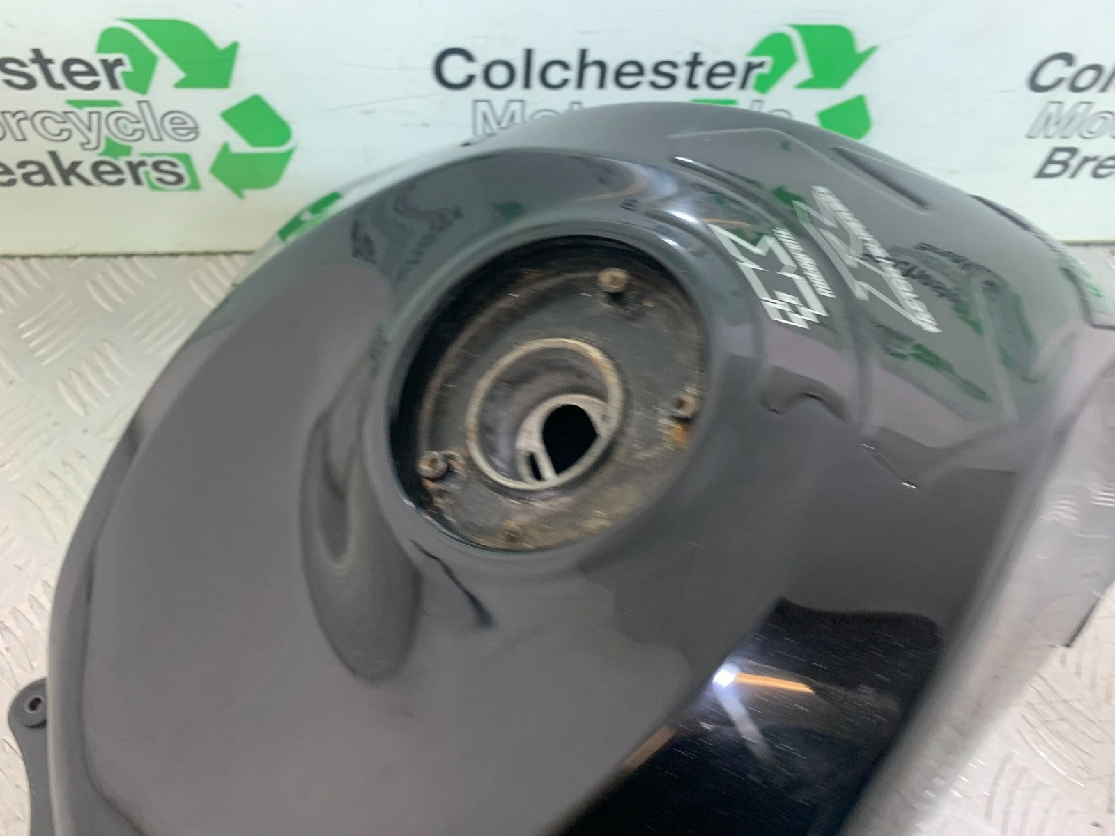 KAWASAKI ZX10R ZX10 R PETROL TANK   2008-2010 (CMB1206)