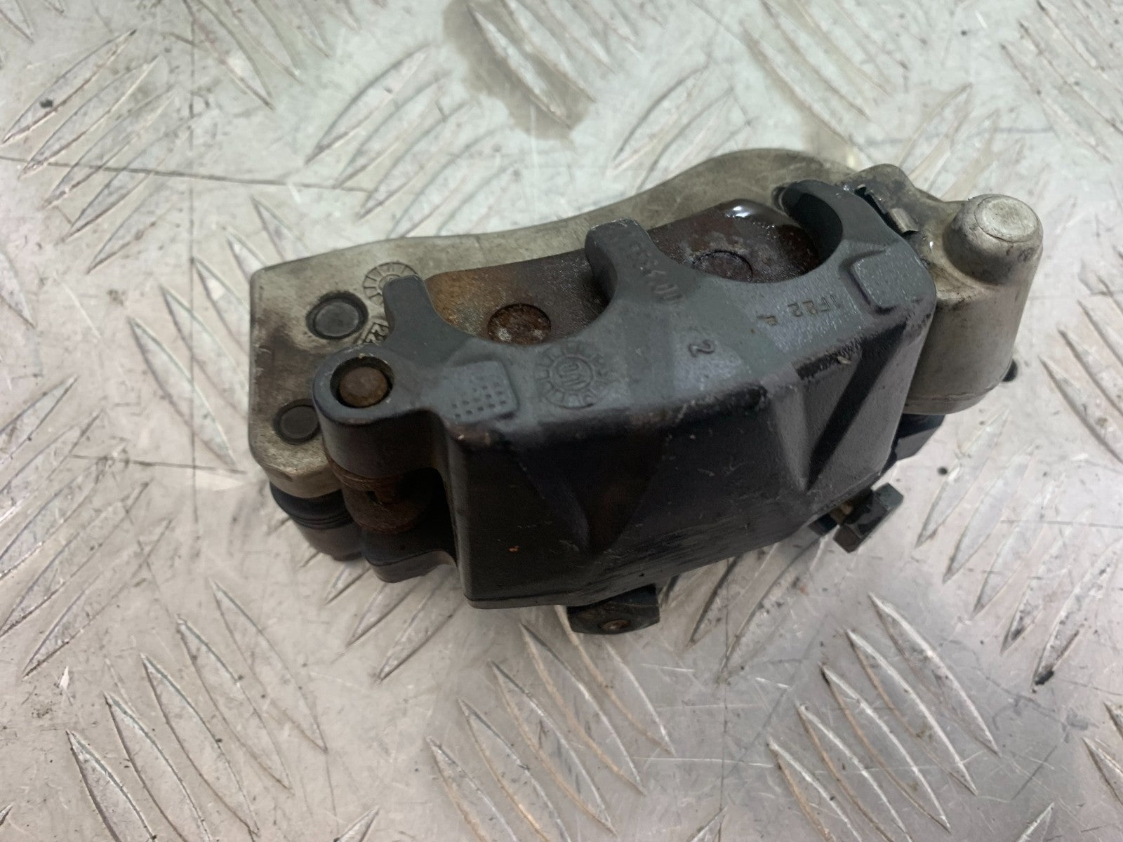 BMW R850 R R850R REAR BRAKE CALIPER   YEAR 1994-2002 (CMB1170)