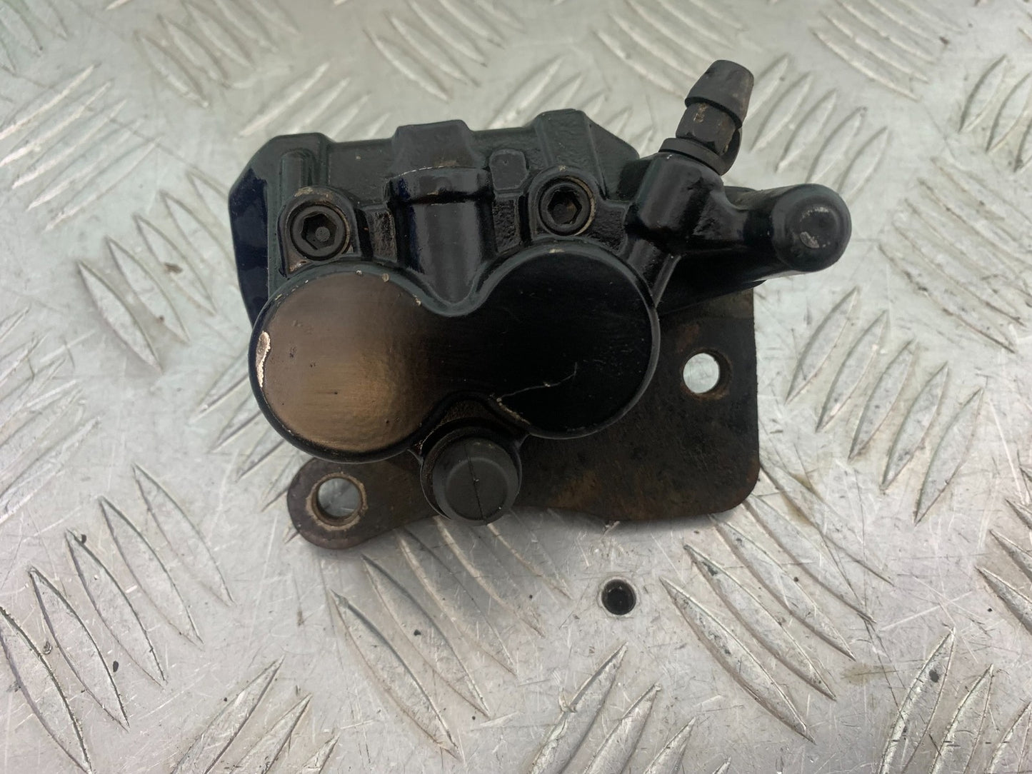 BENELLI BN125 BN 125 REAR CALIPER   YEAR 2018-2021 (CMB1194)