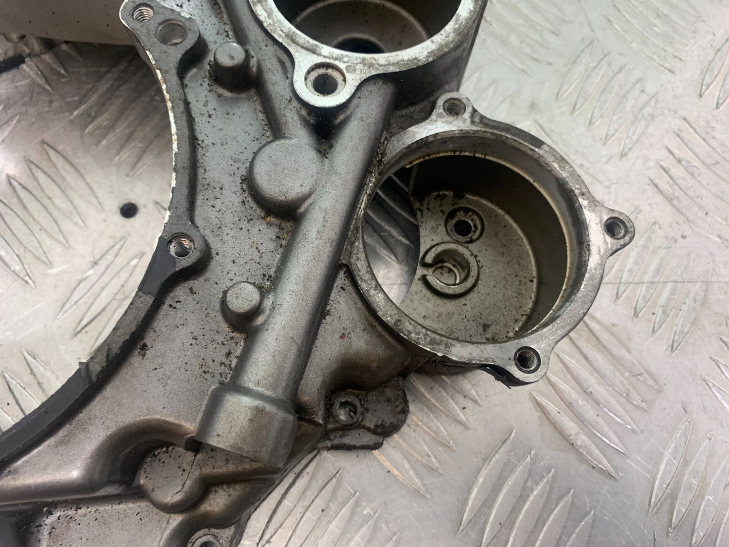 APRILIA 650 PAGASO STRADA CLUTCH COVER   YEAR 2005-2010 (CMB1057)