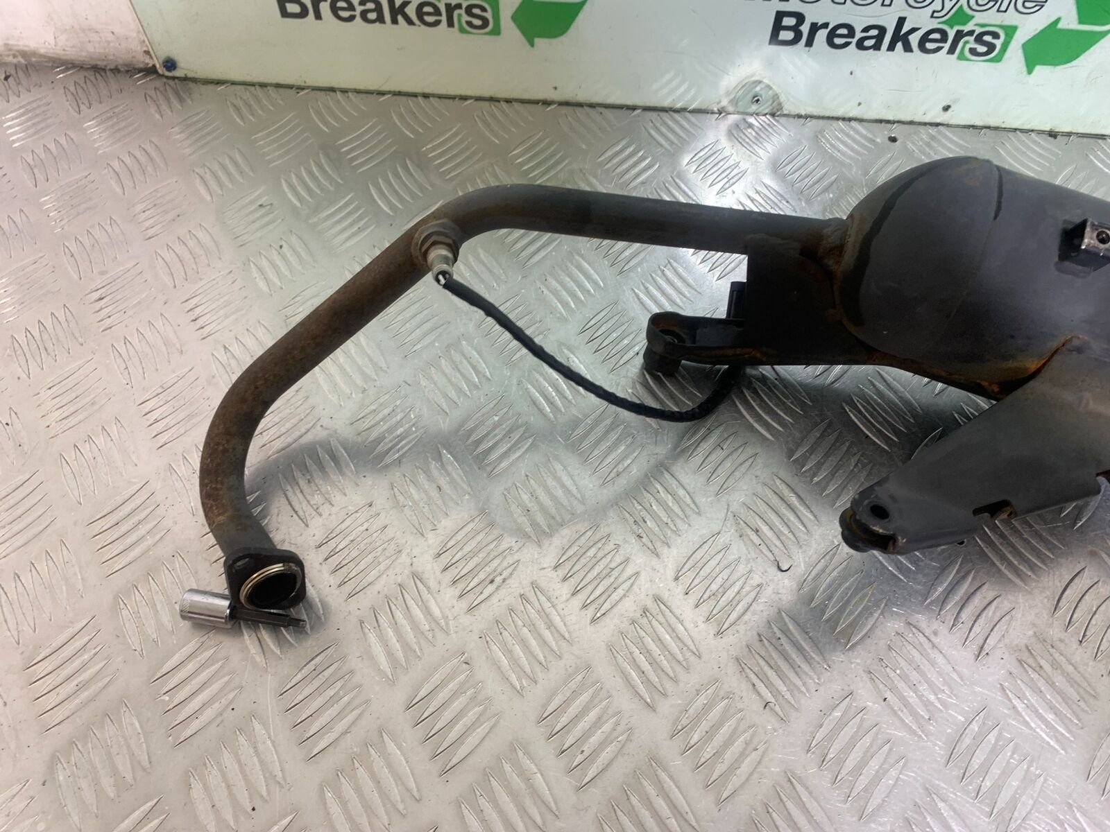 NECO GPX125 EXHAUST  YEAR 2016-2021(CMB1052)