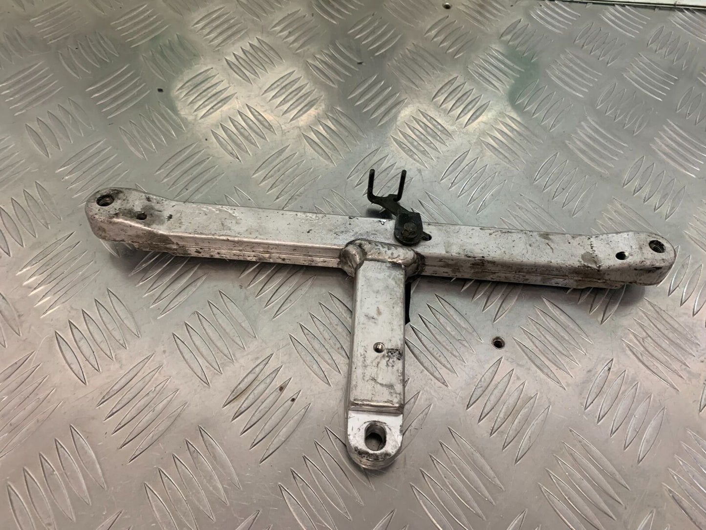 YAMAHA FJR1300 FJR 1300 FRAME RAIL  YEAR 2001-05 (STOCK 946)