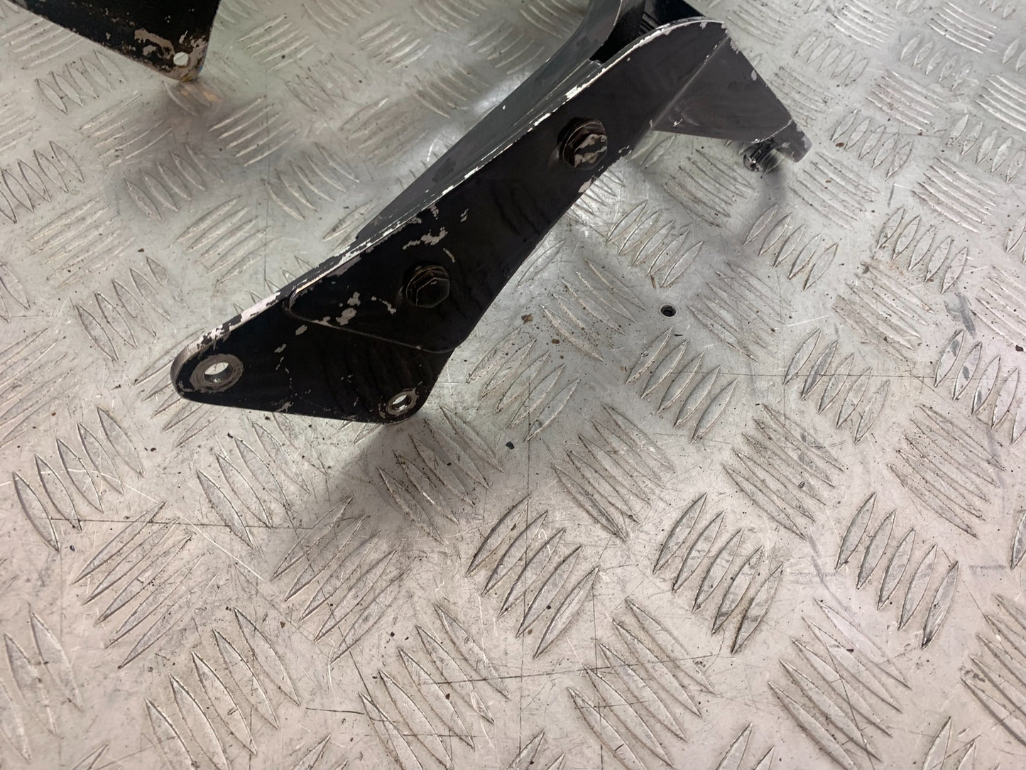 KAWASAKI VN1500 CLASSIC BACKREST AND PAD   YEAR 1999 -2006 (CMB1166)