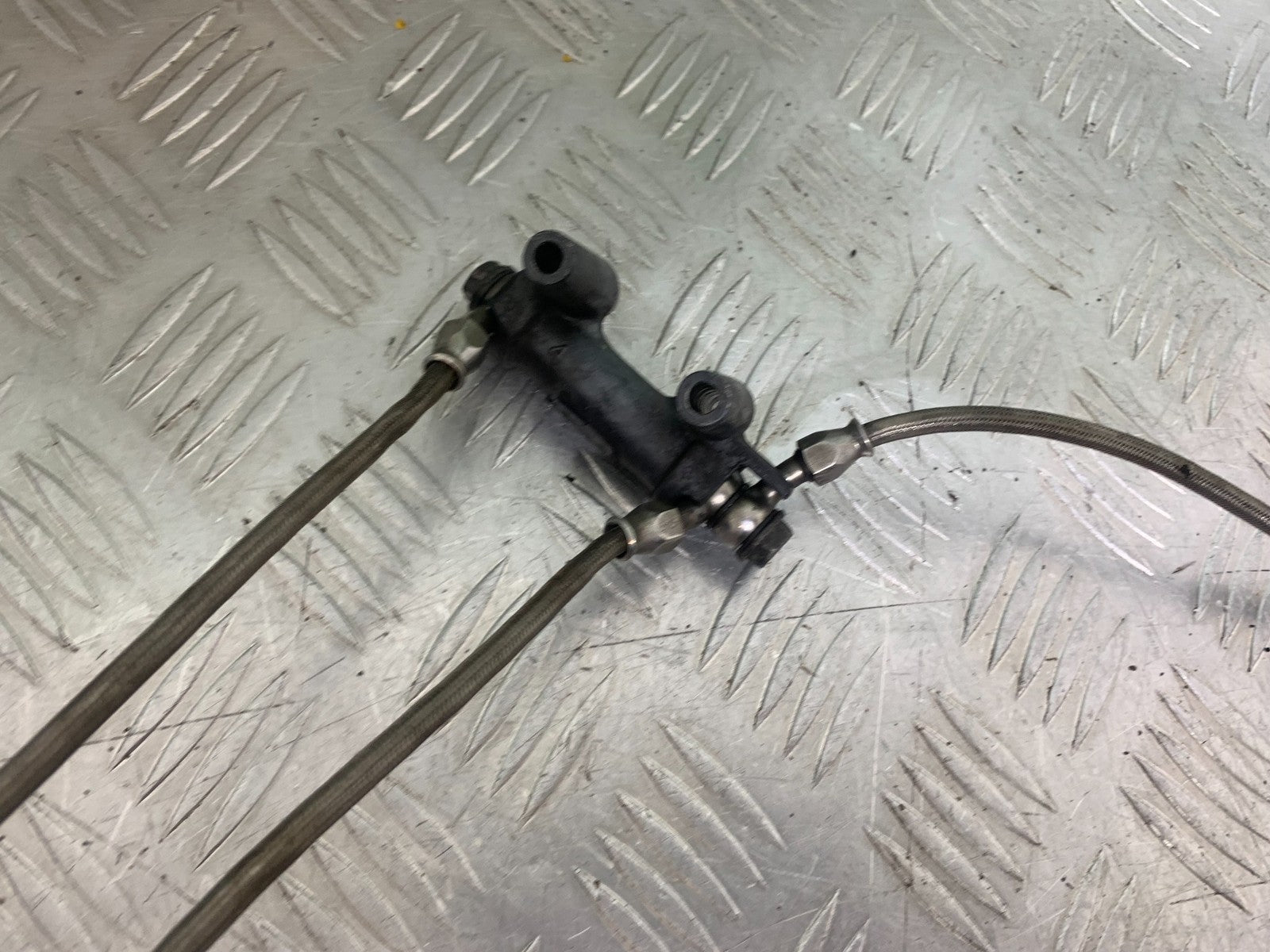 KAWASAKI ZX9R ZX9 C FRONT BRAKE LINES  YEAR 1998-99 (CMB1213)