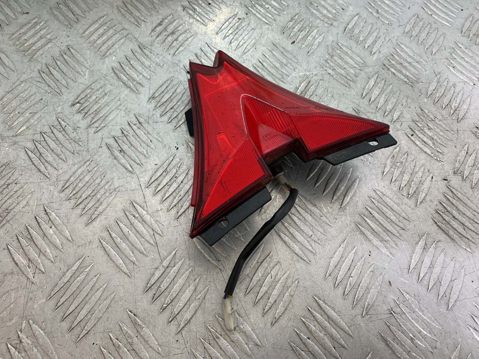 APRILIA TUONO 1000 V4R REAR LIGHT YEAR 2011-13  (CMB1316)