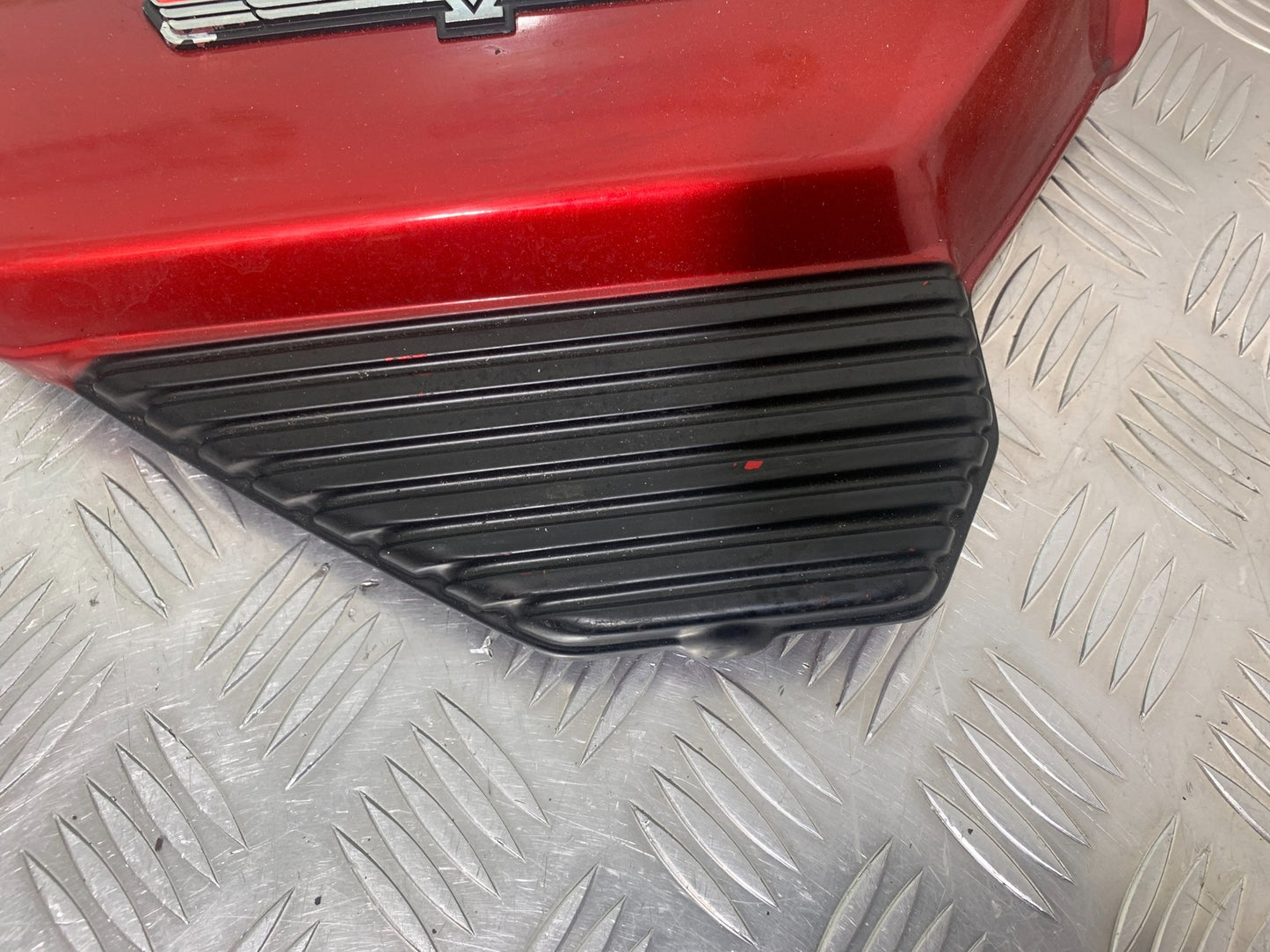 HONDA CX500 CX 500 RIGHT SEAT PANEL YEAR 1978 1981 (CMB1137)