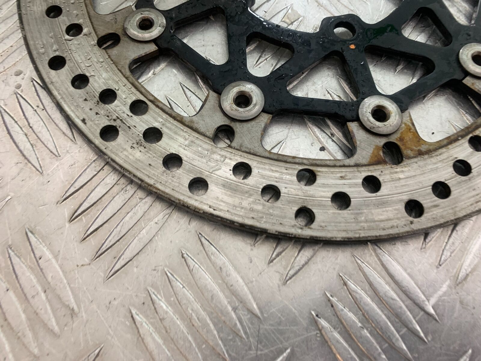 TRIUMPH TIGER 800 1X FRONT BRAKE DISC  YEAR 2011-2014 (CMB1113)