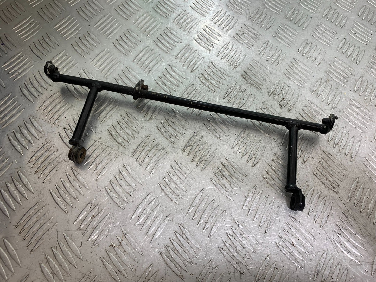KAWASAKI ZX6R ZX6 J RADIATOR BRACKET  YEAR 2000 (CMB1312)