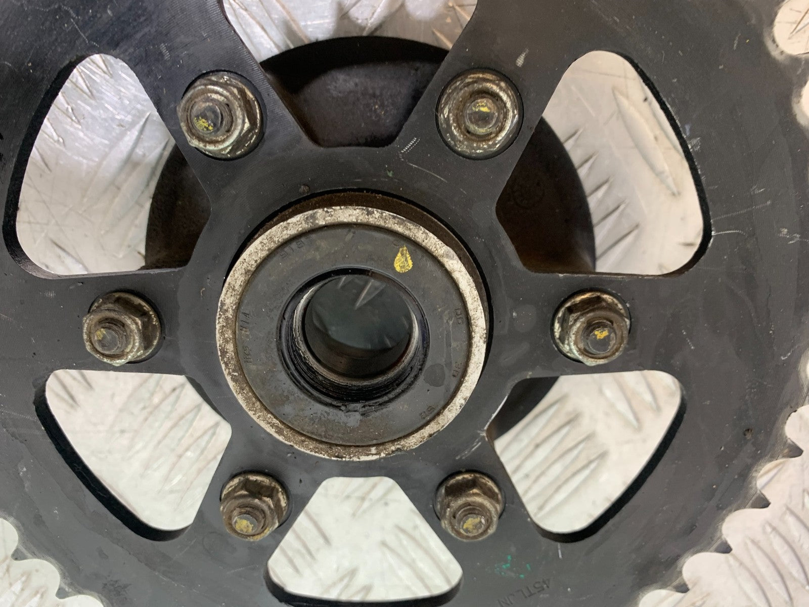 KTM 125 DUKE REAR SPROCKET CARRIER  YEAR 2018-2023 (CMB1185)