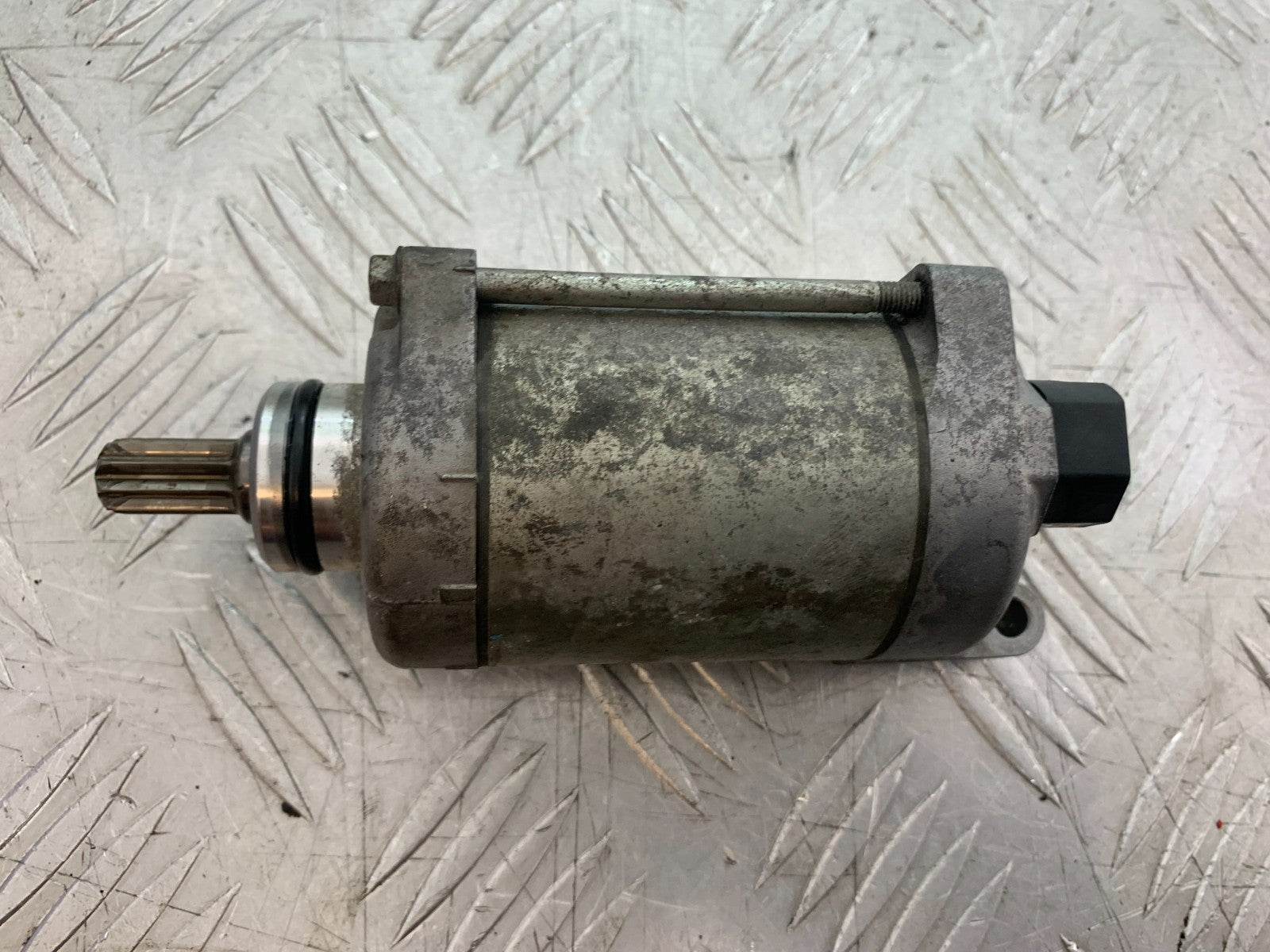 HONDA CBR1000 rr FIREBLADE STARTER MOTOR   2008-2011 (CMB1253)
