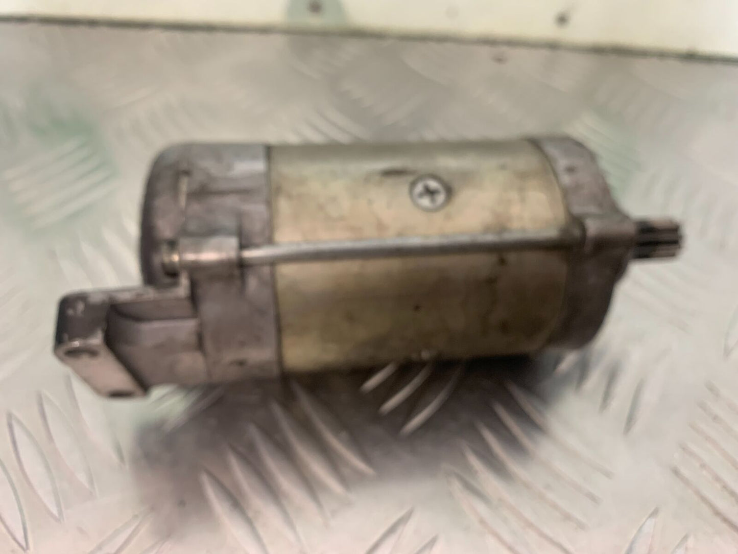 SUZUKI GS750 E GS 750E STARTER MOTOR  YEAR 1979  (STOCK 959)