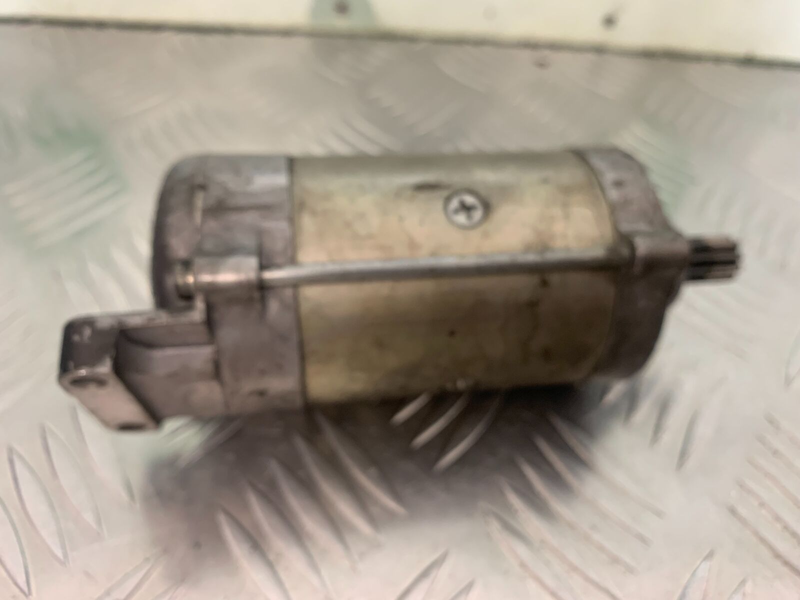 SUZUKI GS750 E GS 750E STARTER MOTOR  YEAR 1979  (STOCK 959)