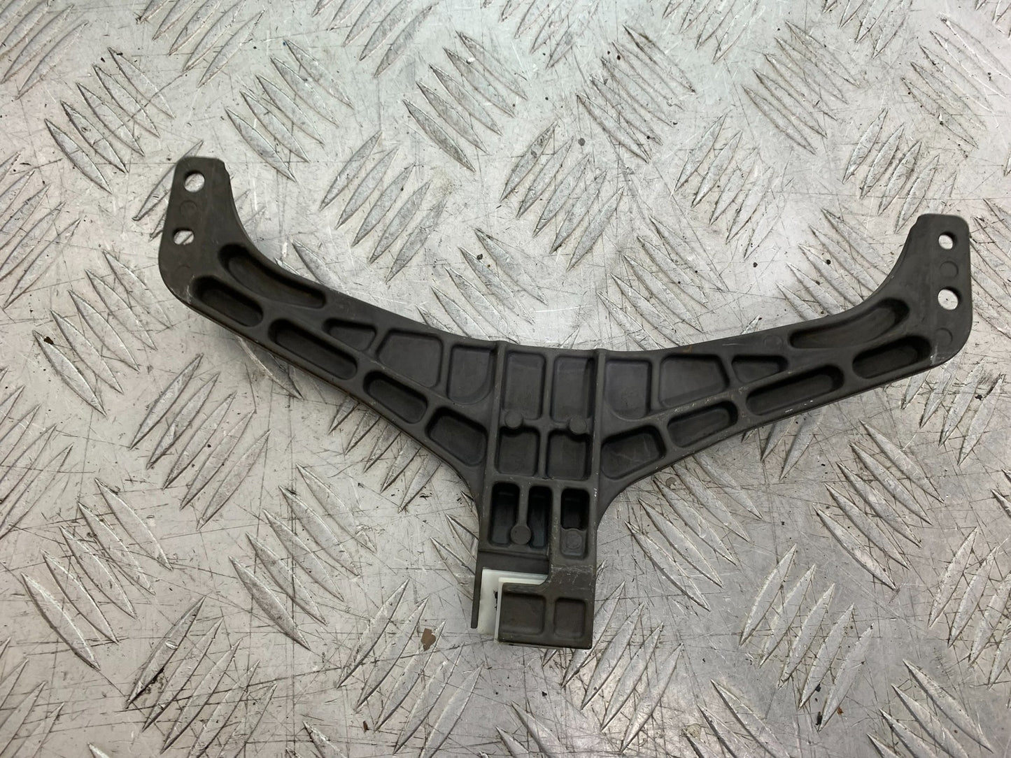 KAWASAKI GTR1400 GTR 1400 BRACKET  YEAR 2007-2009 (CMB1306)