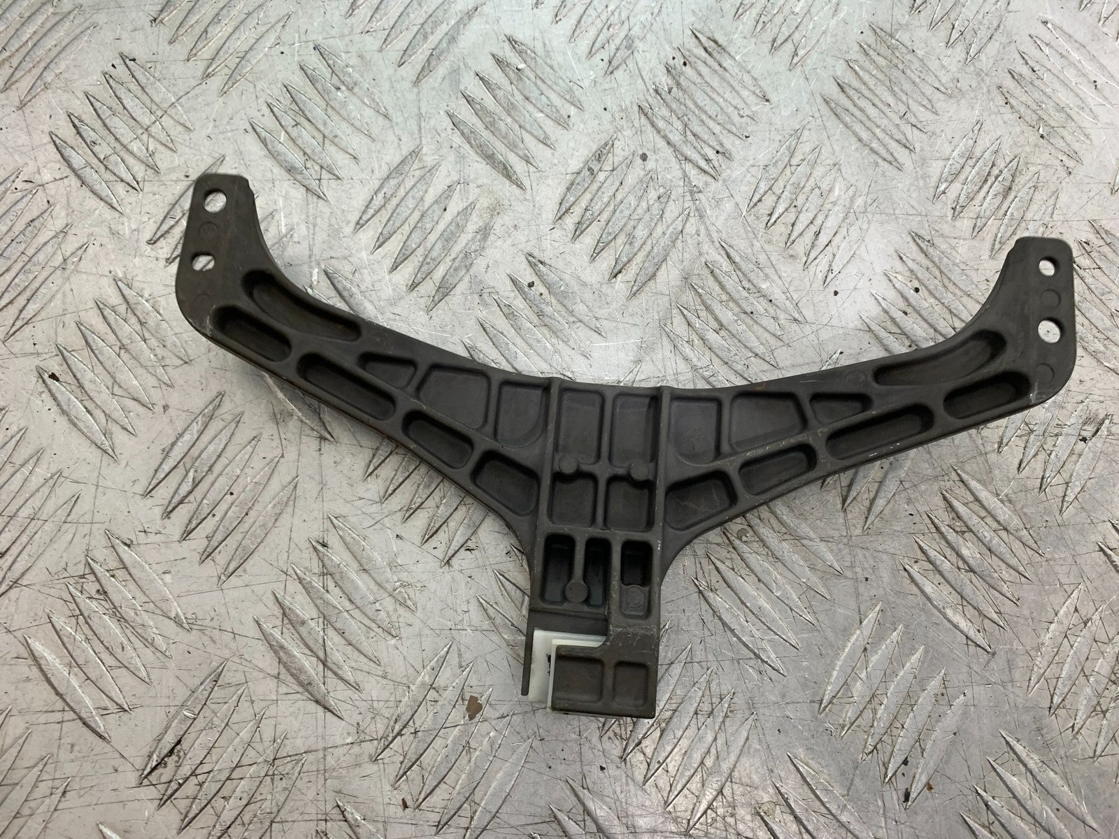 KAWASAKI GTR1400 GTR 1400 BRACKET  YEAR 2007-2009 (CMB1306)