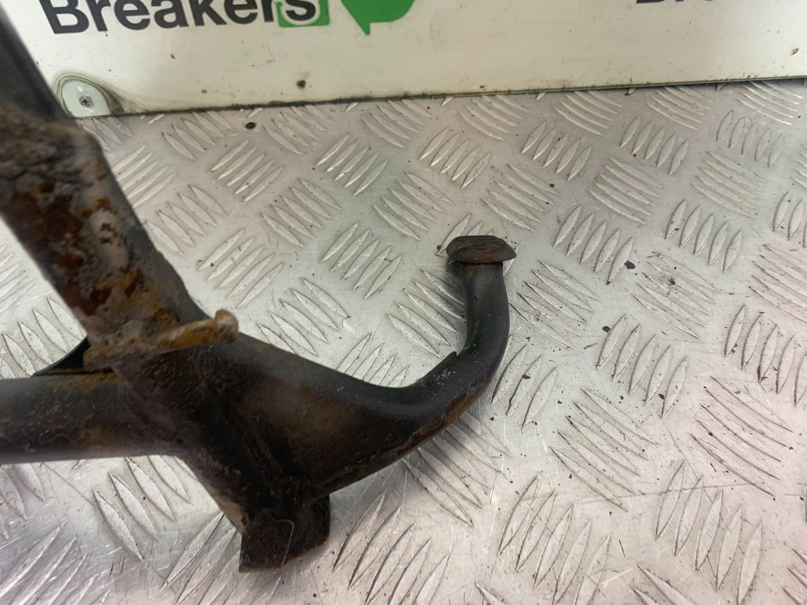 KAWASAKI GTR1400 GTR 1400 CENTER STAND  YEAR 2007-09(CMB1174)