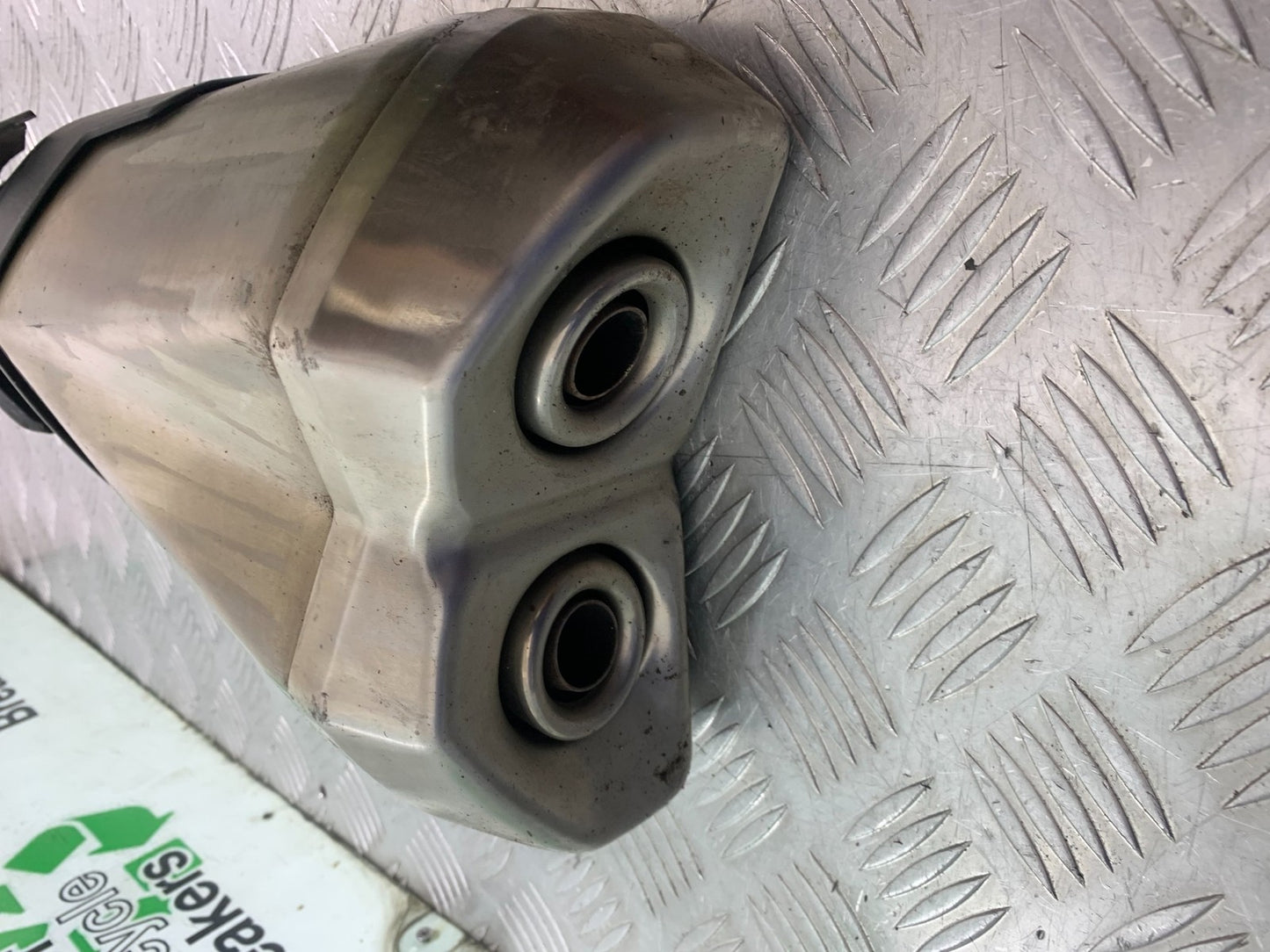 KAWASAKI Z1000 SX RIGHT SILENCER  YEAR 2014-16 (CMB1264)