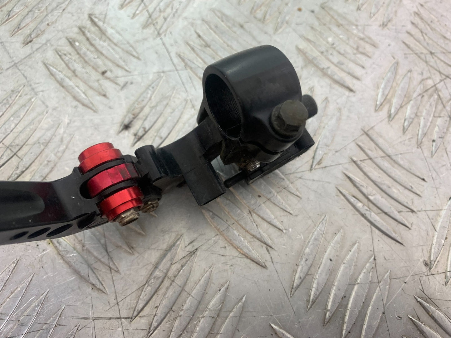 HONDA CBR600 CBR 600 RR CLUTCH LEVER AND BRACKET   YEAR 2003-2004 CMB1173)