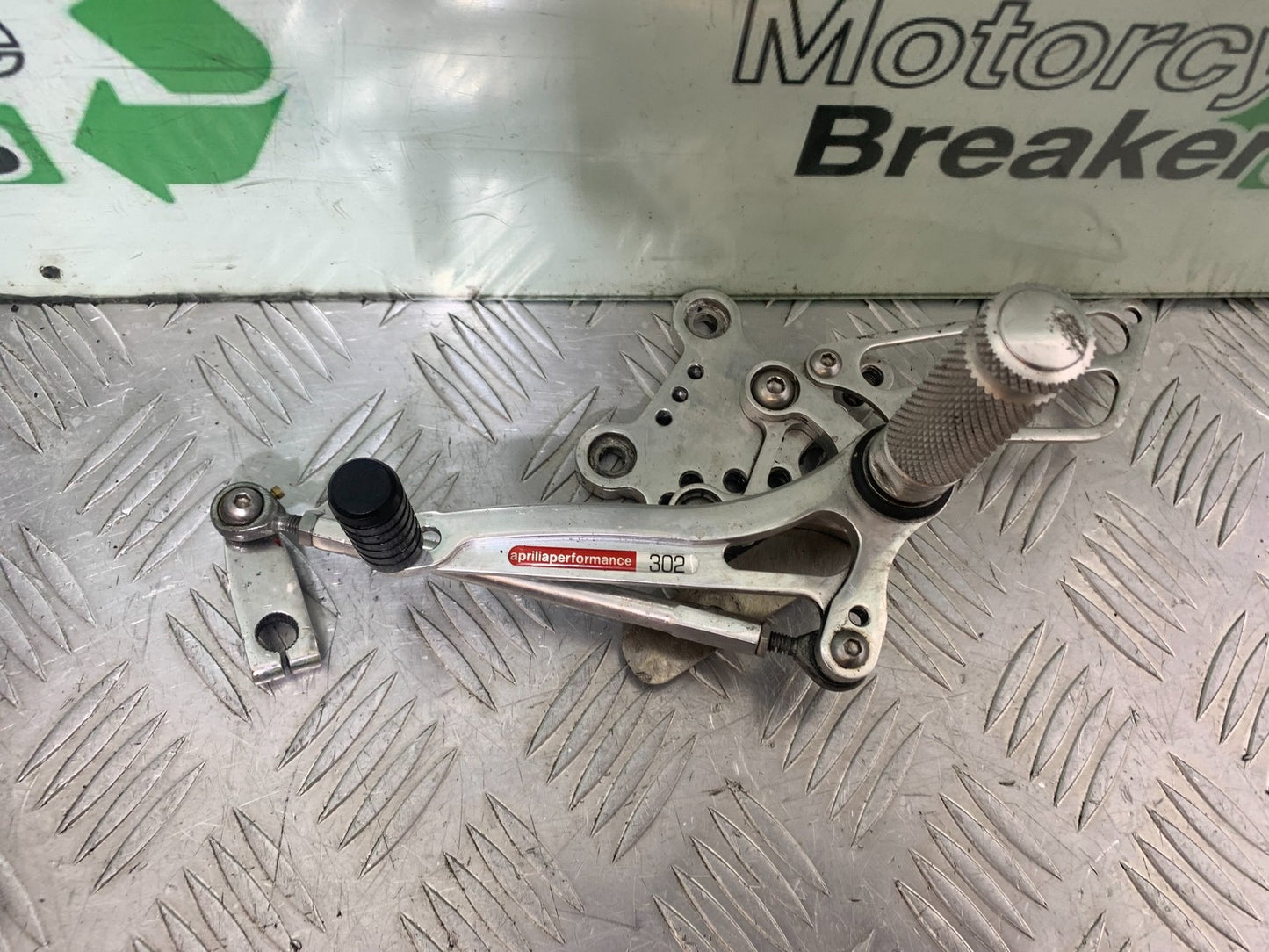 APRILIA RSV1000 R FACTORY MILLE REAR SETS  2004-09 (CMB1203)