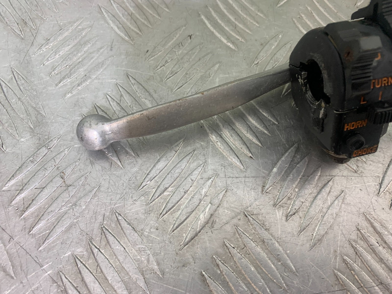 SUZUKI GP100 GP 100 LEFT SWITCH GEAR   YEAR 1978-1988 (CMB1259)
