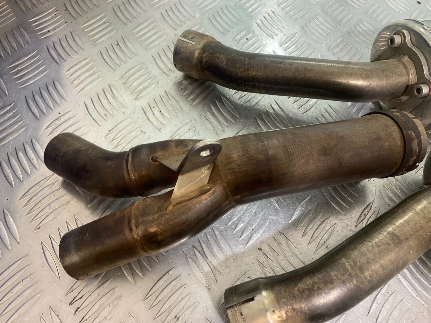 YAMAHA YZF R1 DEVIL SILENCERS AND LINK PIPE  YEAR 2004-2006 (CMB1155)