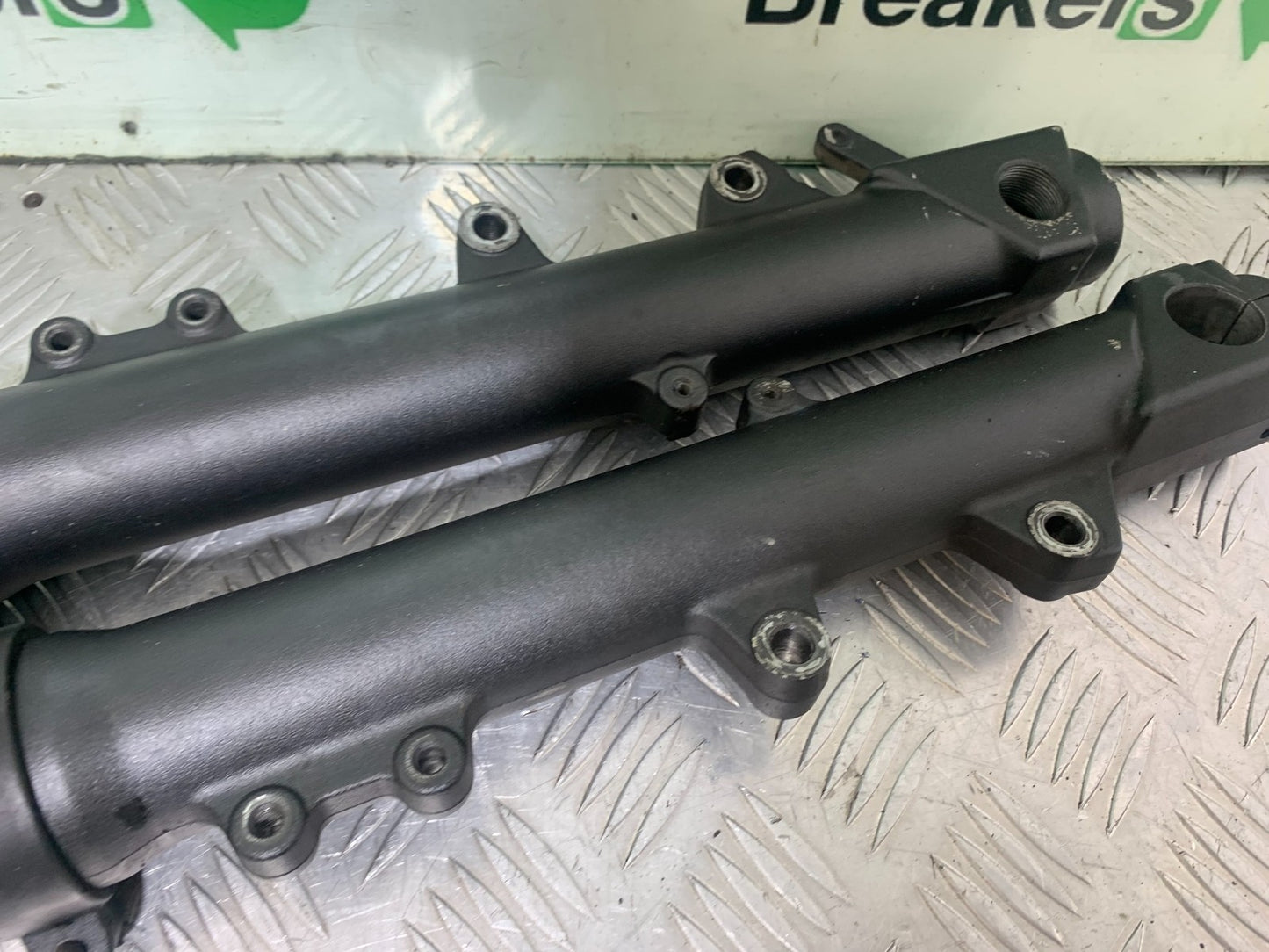 TRIUMPH 1050 SPRINT ST FORKS   YEAR 2004-2007 (CMB1197)
