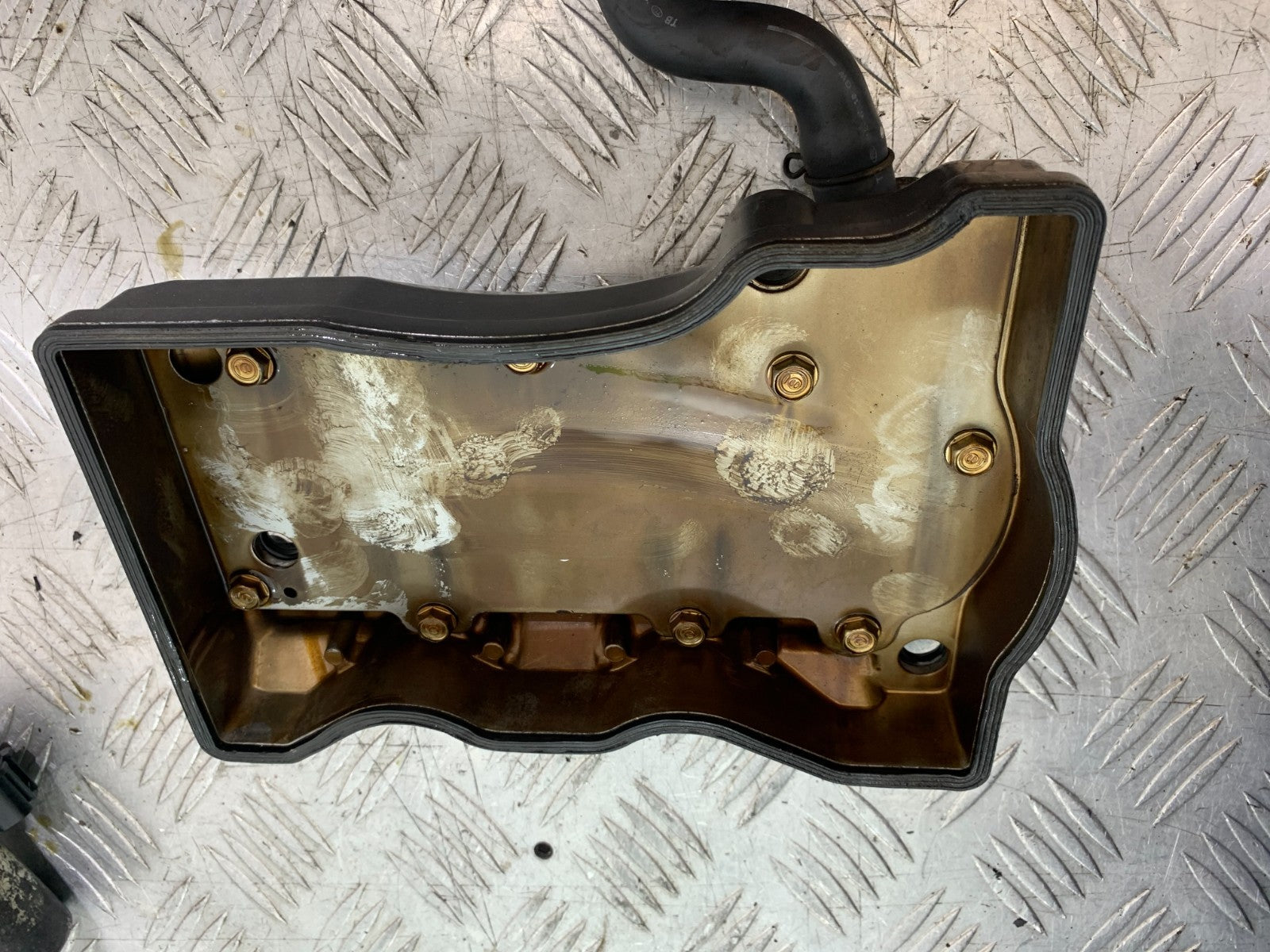 HONDA NC700 X ROCKER COVER  YEAR 2012-2014 (CMB1327)