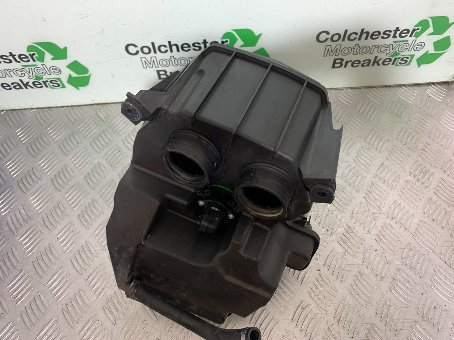 BMW F800 GT AIRBOX  YEAR 2013-2017 (CMB1248)