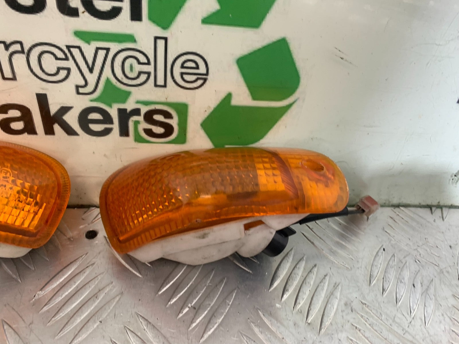 KAWASAKI ZZR1100 D FRONT INDICATORS  YEAR 1993-2001 (CMB1289)