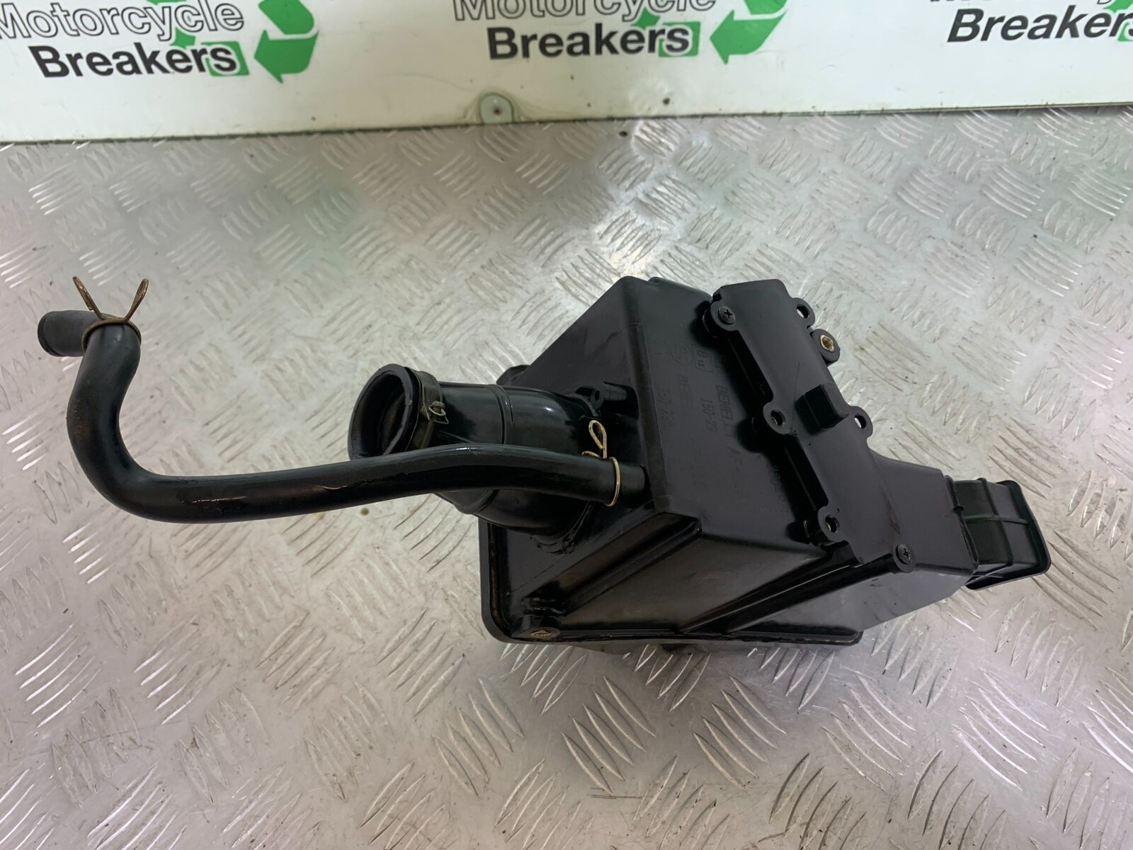 BENELLI BN125 BN 125 AIRBOX  YEAR 2018-2021 (CMB1080)