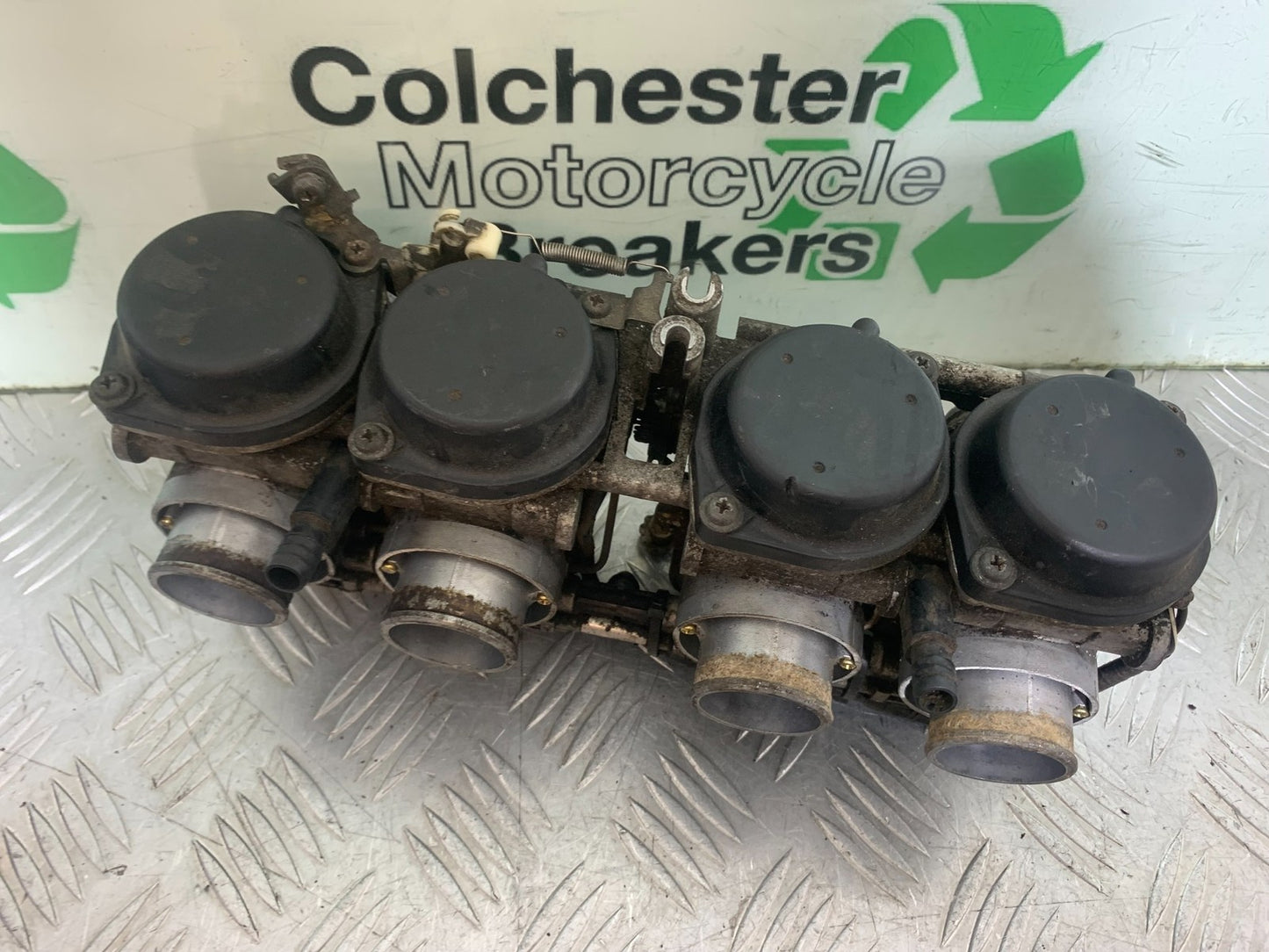 YAMAHA XJ900 XJ 900 DIVERSION CARBS  YEAR 1994-2002 (CMB1292)