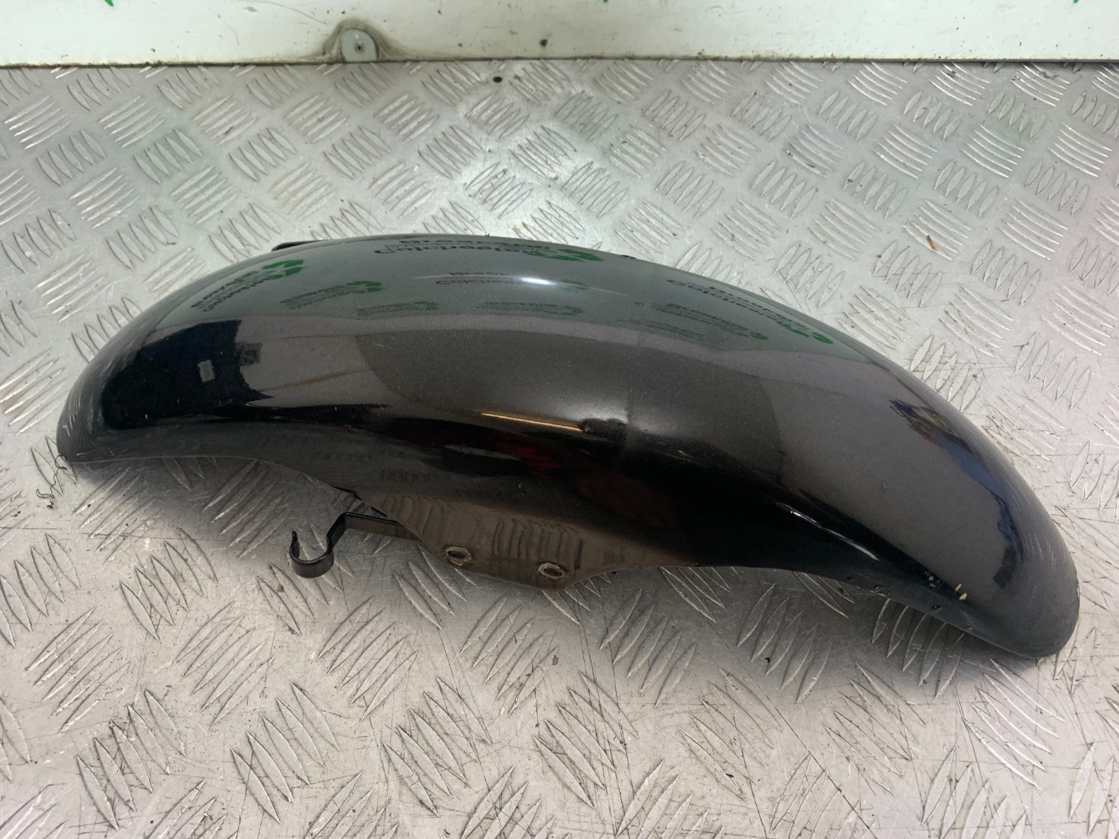 HONDA VT700 VT 700 SHADOW FRONT MUDGUARD  YEAR 1984-85 (CMB1328)