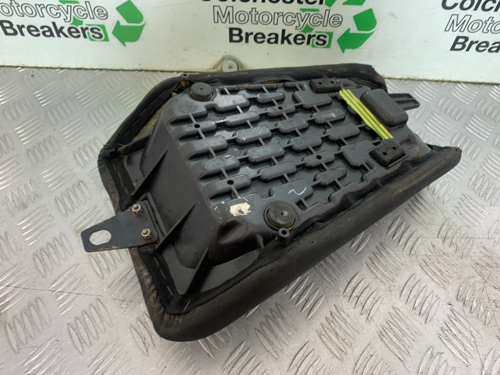 ROYAL ENFIELD HIMALAYAN 411 FRONT SEAT YEAR 2018-2023 (CMB1322)