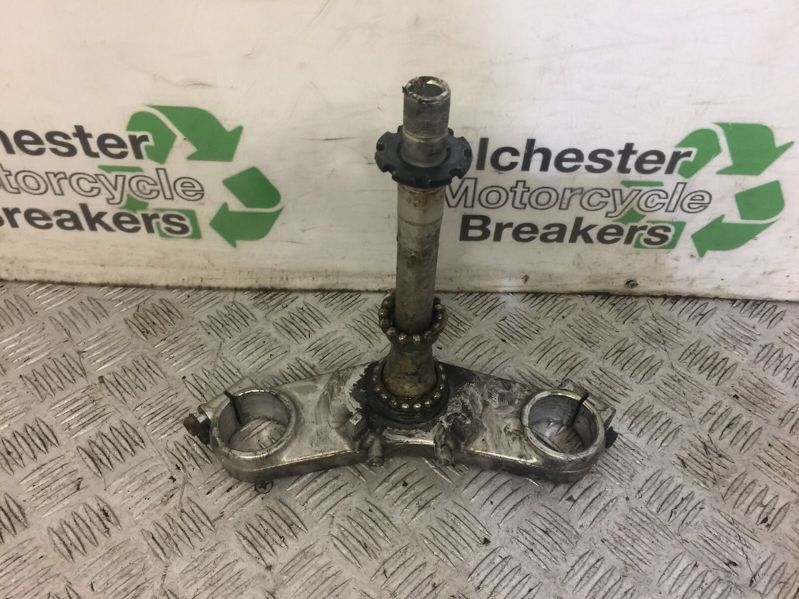 KAWASAKI ZX6R ZX6 J BOTTOM YOKE  YEAR 2000  (STOCK 658)