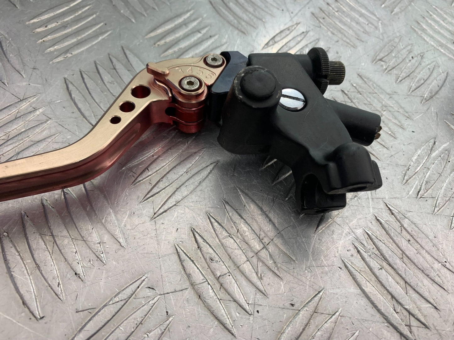 HONDA NT 700 V DEAUVILLE CLUTCH LEVER AND BRACKET   YEAR 2006-2010 (CMB1298)