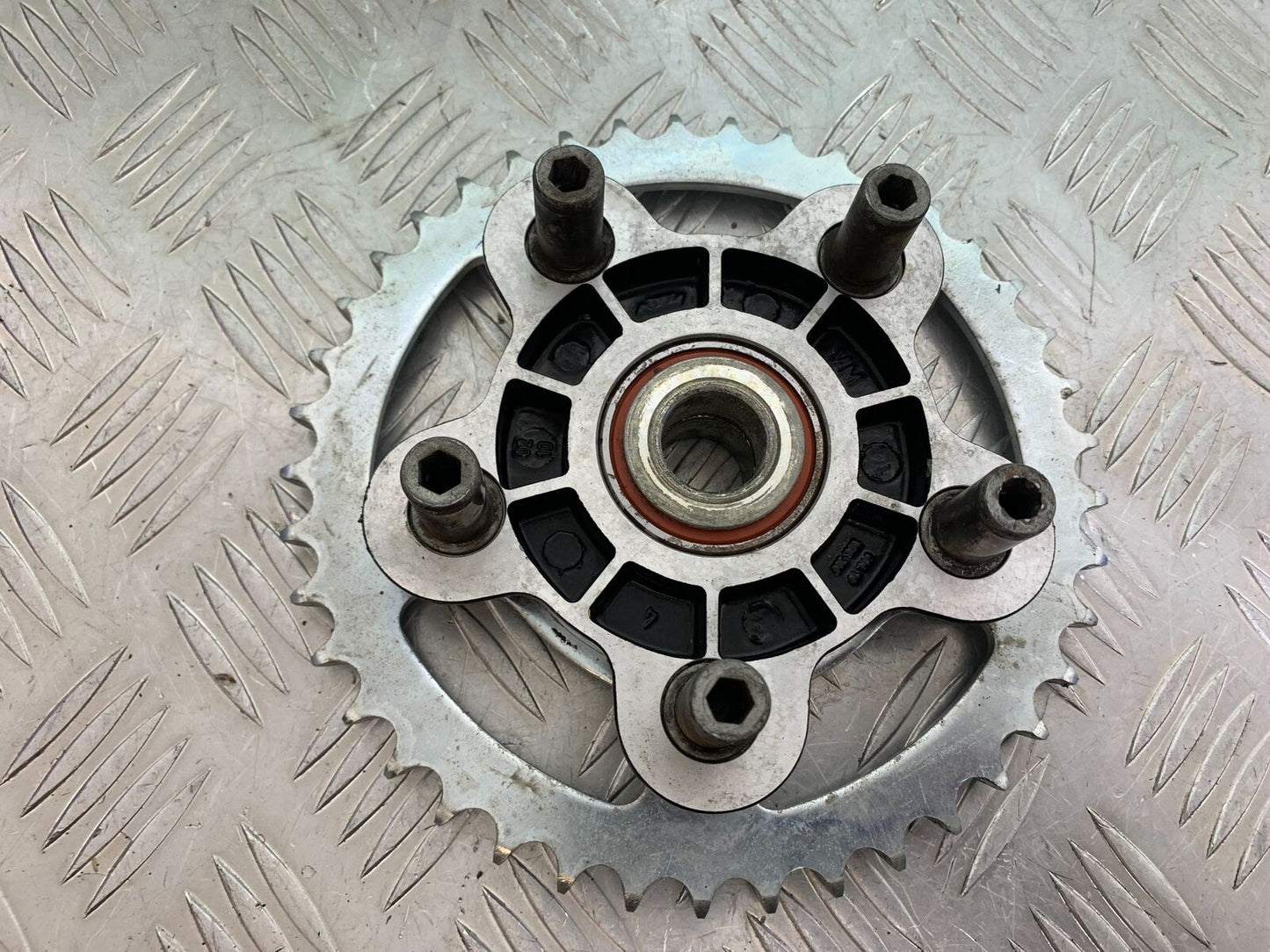 KTM 990 SUPERMOTO T REAR SPROCKET CARRIER YEAR 2010-2011 (CMB1032)