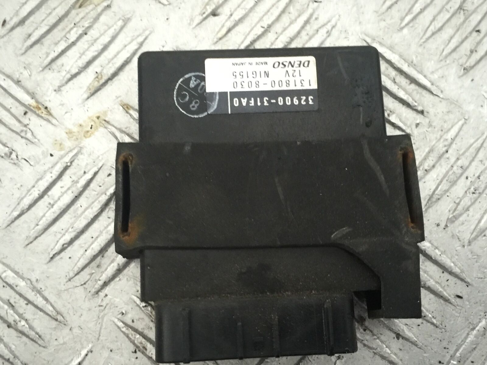 SUZUKI GSF600 GSF 600 BANDIT ECU   YEAR 2002 (STOCK 852)