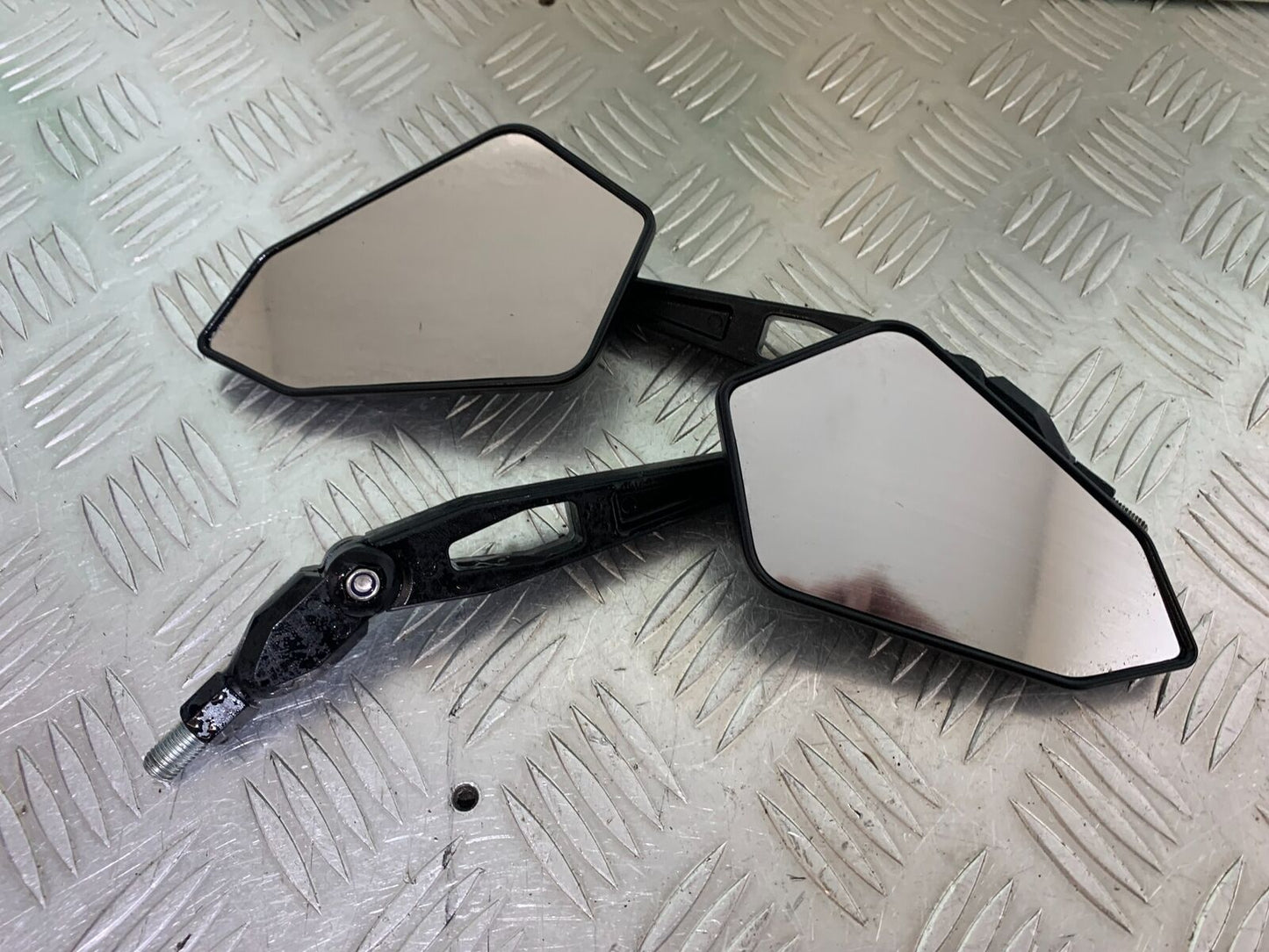 APRILIA SL750 SL 750 SHIVER MIRRORS   YEAR 2012 (CMB1074)