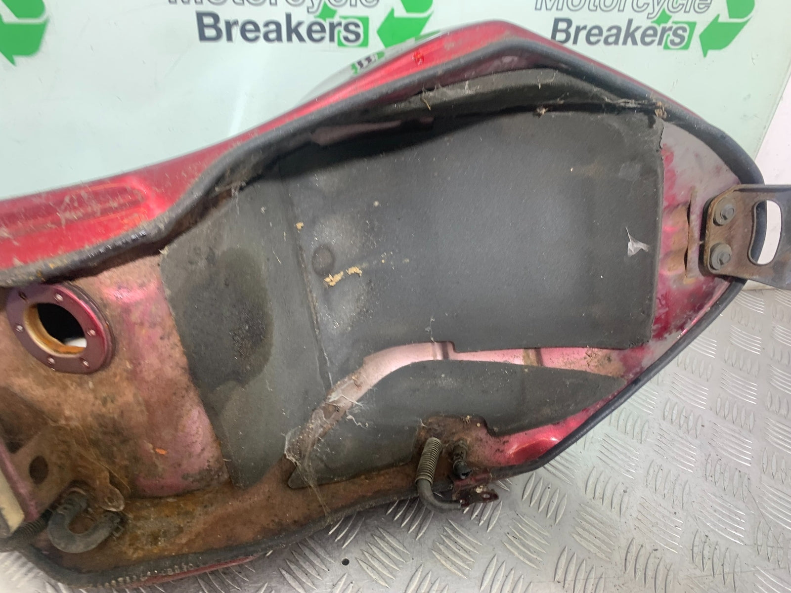 KAWASAKI ZZR1100 D PETROL TANK   YEAR 1993-2001 (CMB1164)