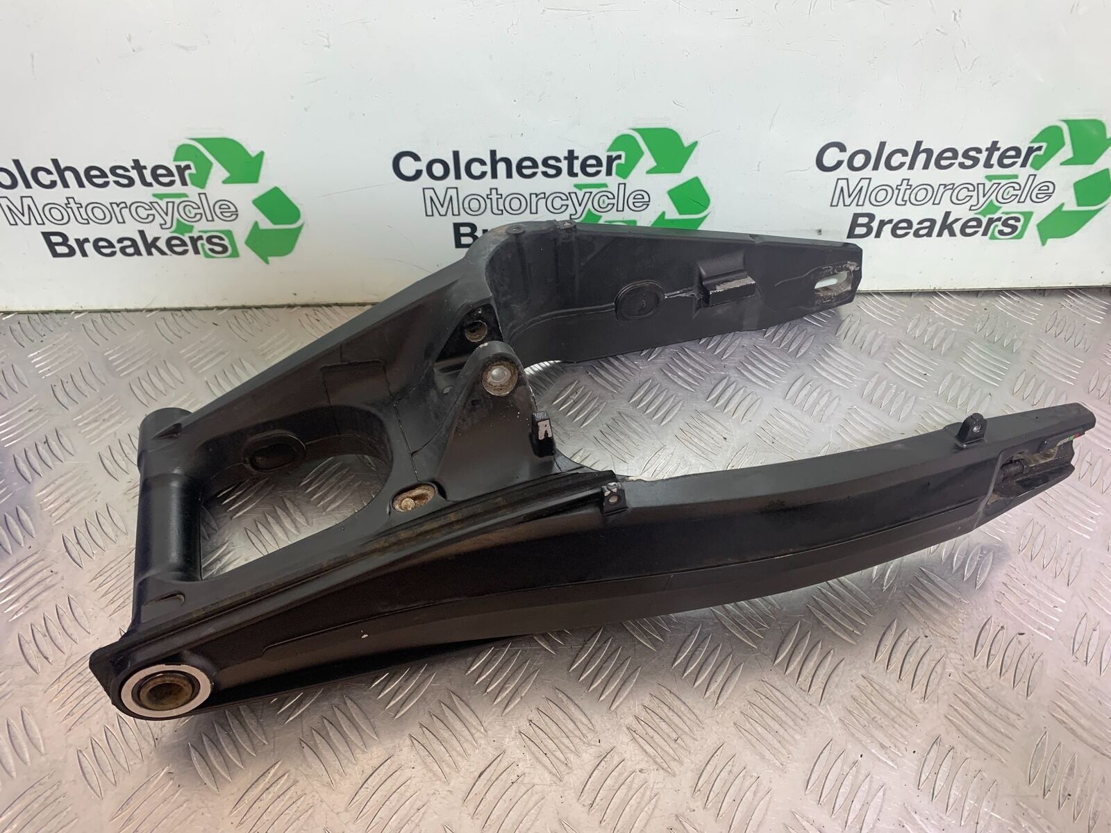 HONDA CBR650 F CBR 650F SWINGARM  YEAR 2014-17  (CMB1130)