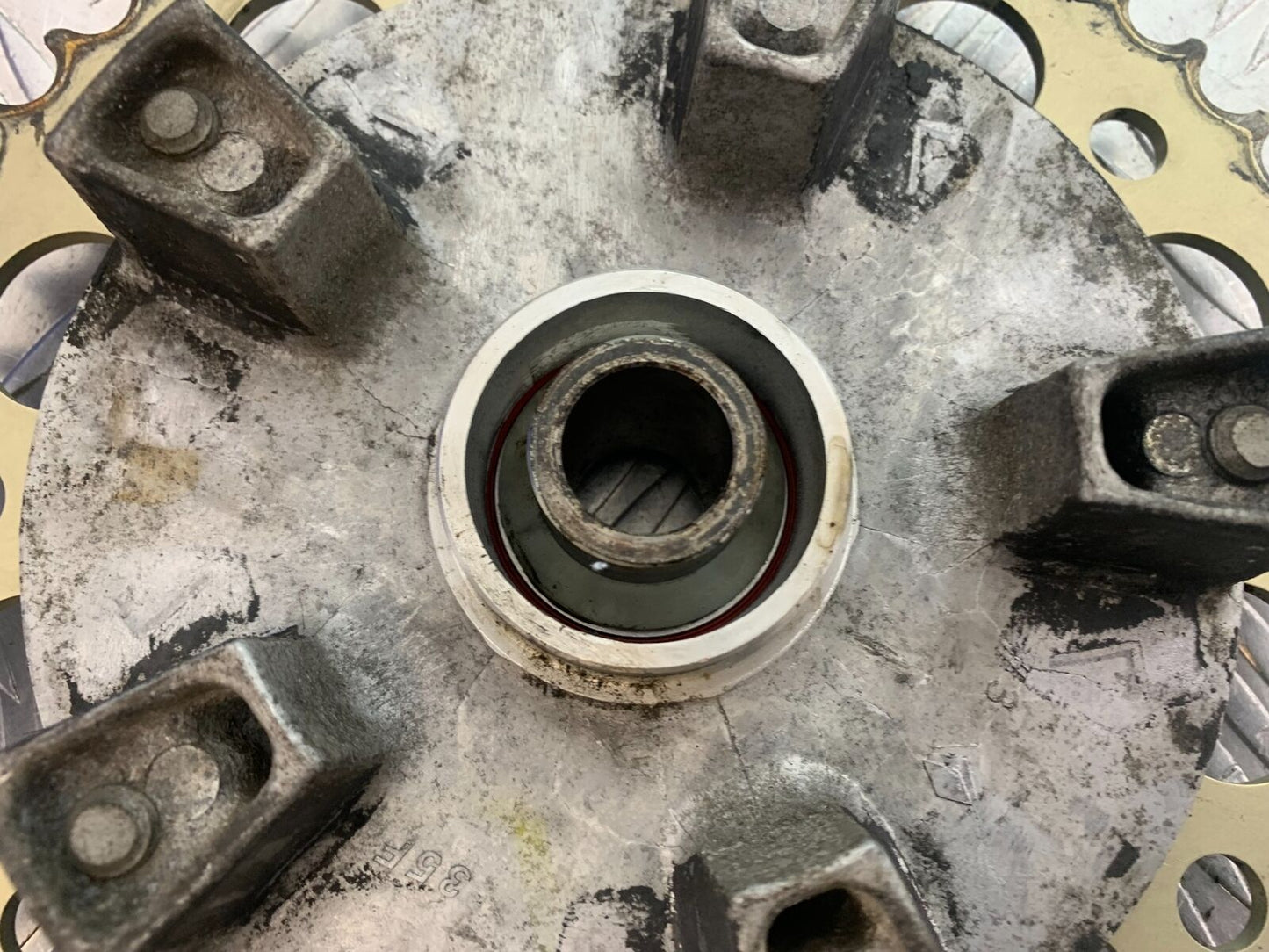 SUZUKI DL 650 V-STROM SPROCKET CARRIER  YEAR 2020 (CMB1117)