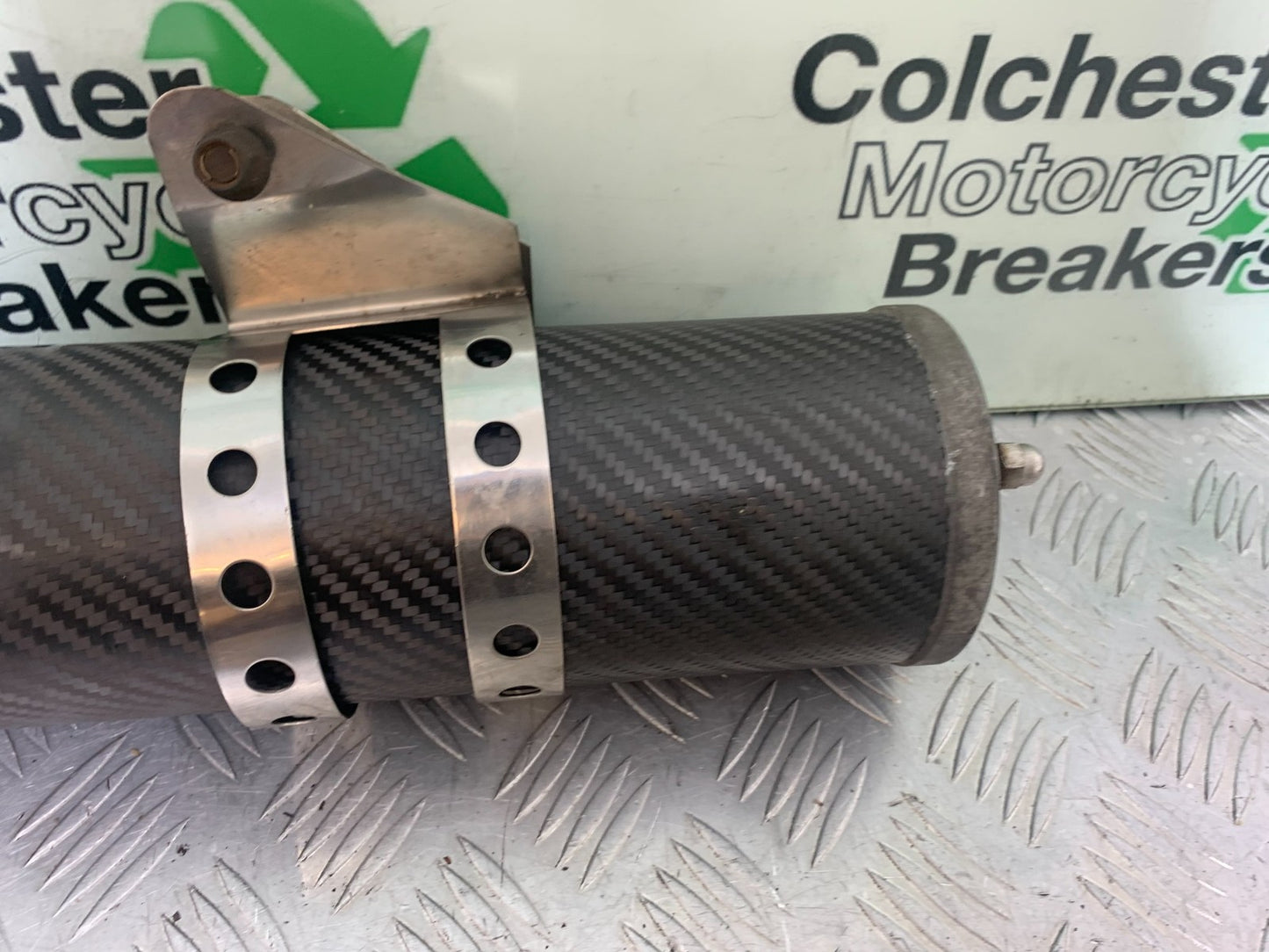YAMAHA YZF1000 THUNDERACE RENEGADE CARBON SILENCER   YEAR 1997-2000 (CMB1204)