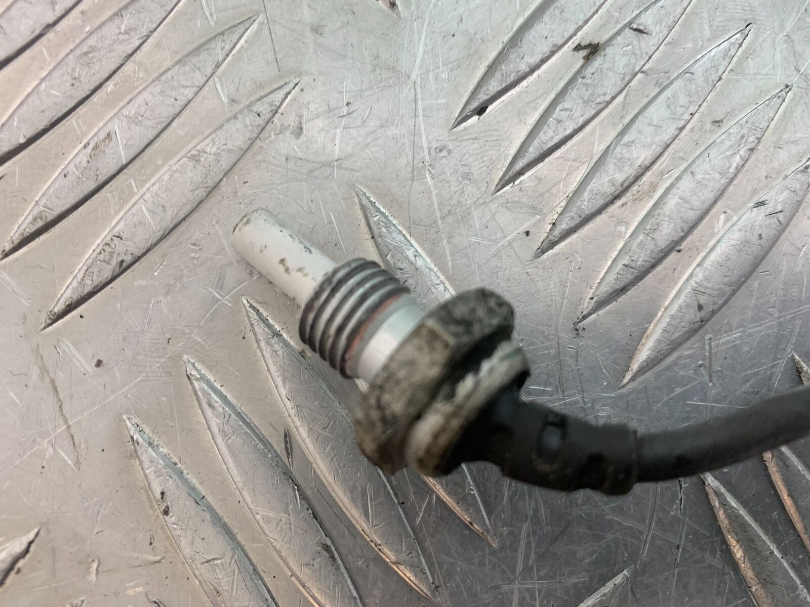 TRIUMPH THUNDERBIRD 1600 ENGINE SENSOR SWITCH  YEAR 2011 (CMB1107)
