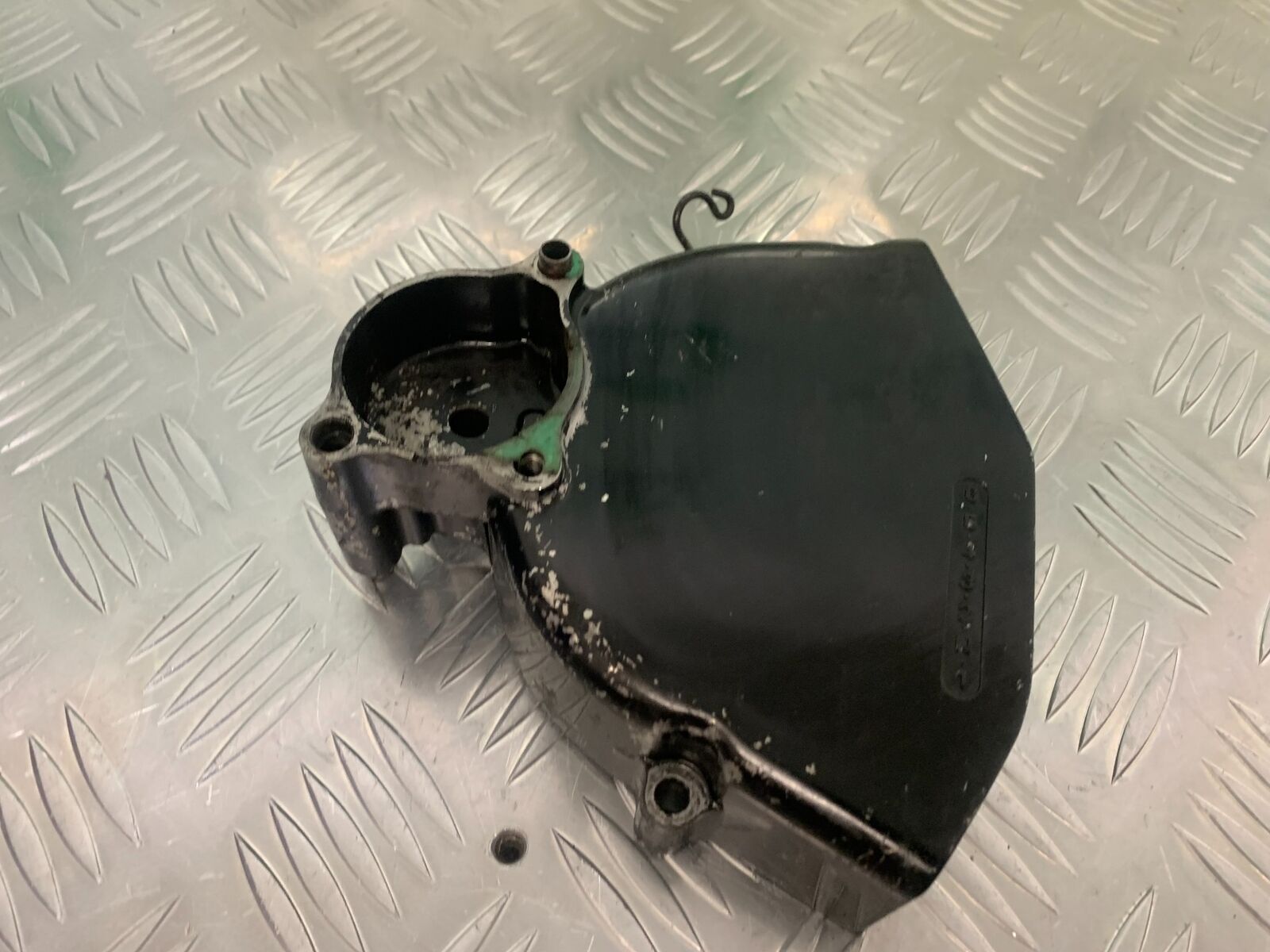 HONDA CBR1100 BLACKBIRD SPROCKET COVER  YEAR 1999-05 (STOCK 961)