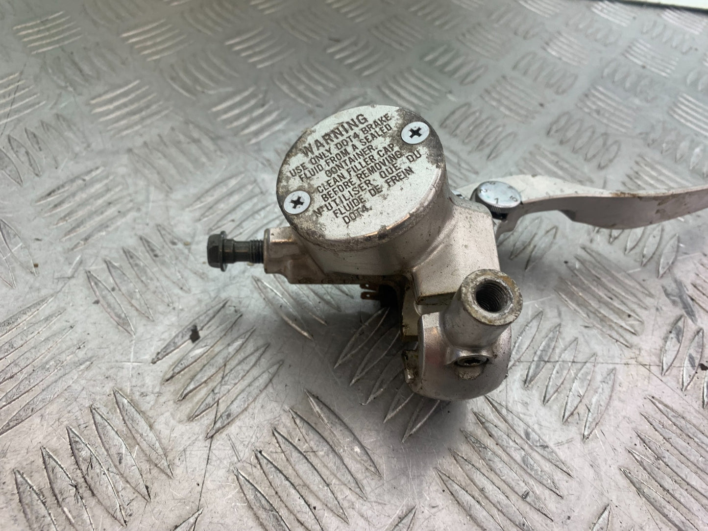 KAWASAKI VN1500 CLASSIC FRONT BRAKE MASTER CYLINDER  YEAR 1999 -2006 (CMB1166)