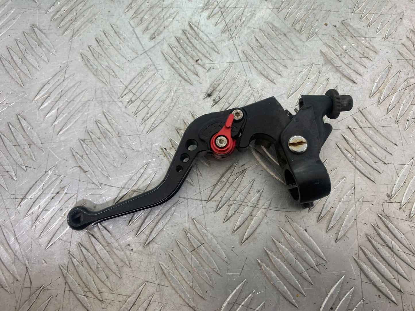 HONDA CBR600 CBR 600 RR CLUTCH LEVER AND BRACKET   YEAR 2003-2004 CMB1173)