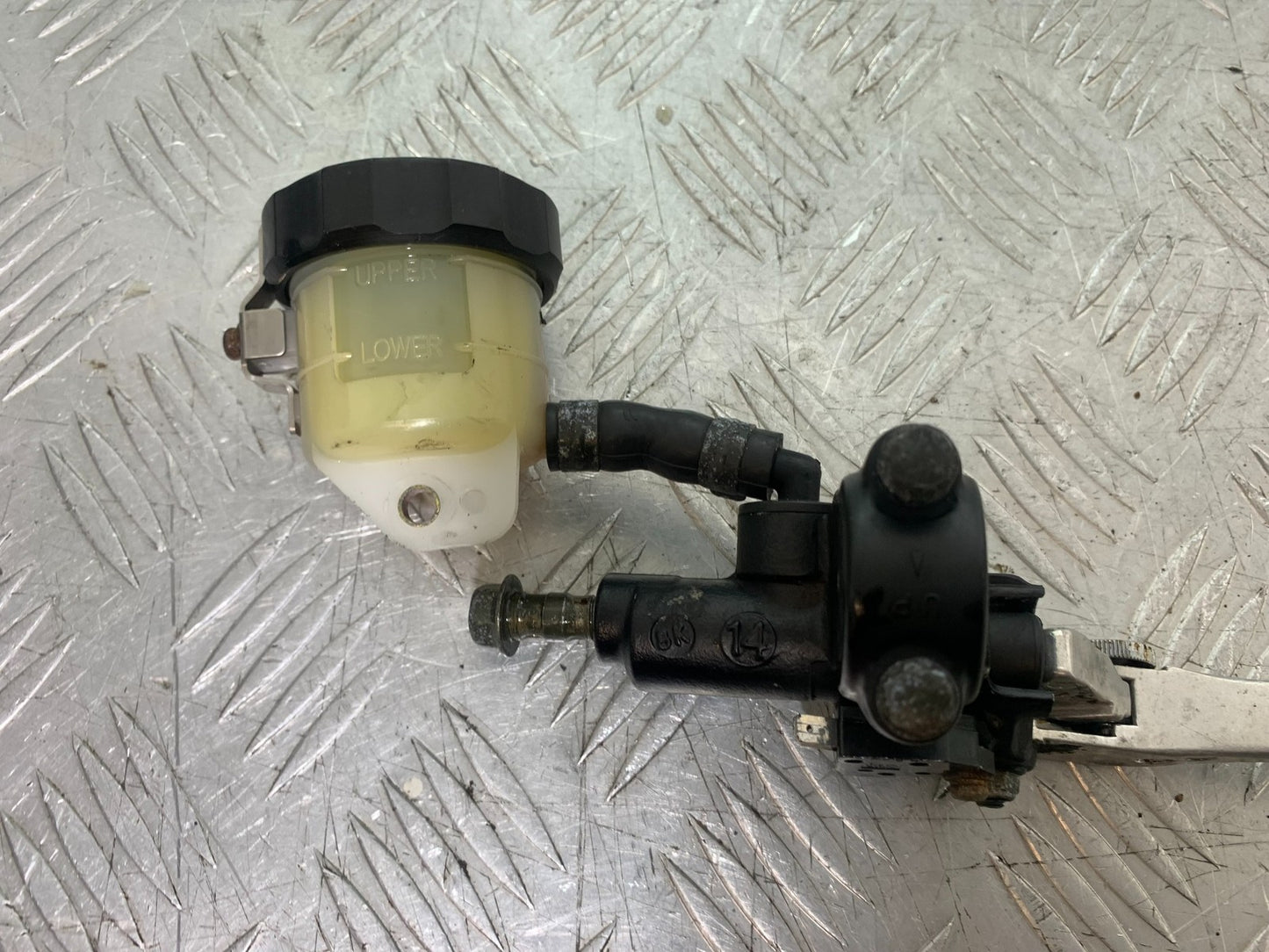 YAMAHA YZF R1 4XV FRONT MASTER CYLINDER   YEAR 1998-99 (CMB1291)