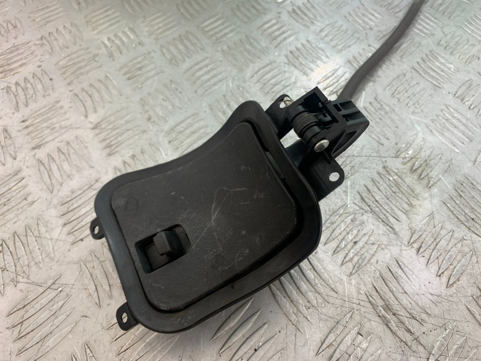 YAMAHA XMAX 250 XMAX 250 PETROL CAP  LID AND COVER YEAR 2006-09 (CMB1201)