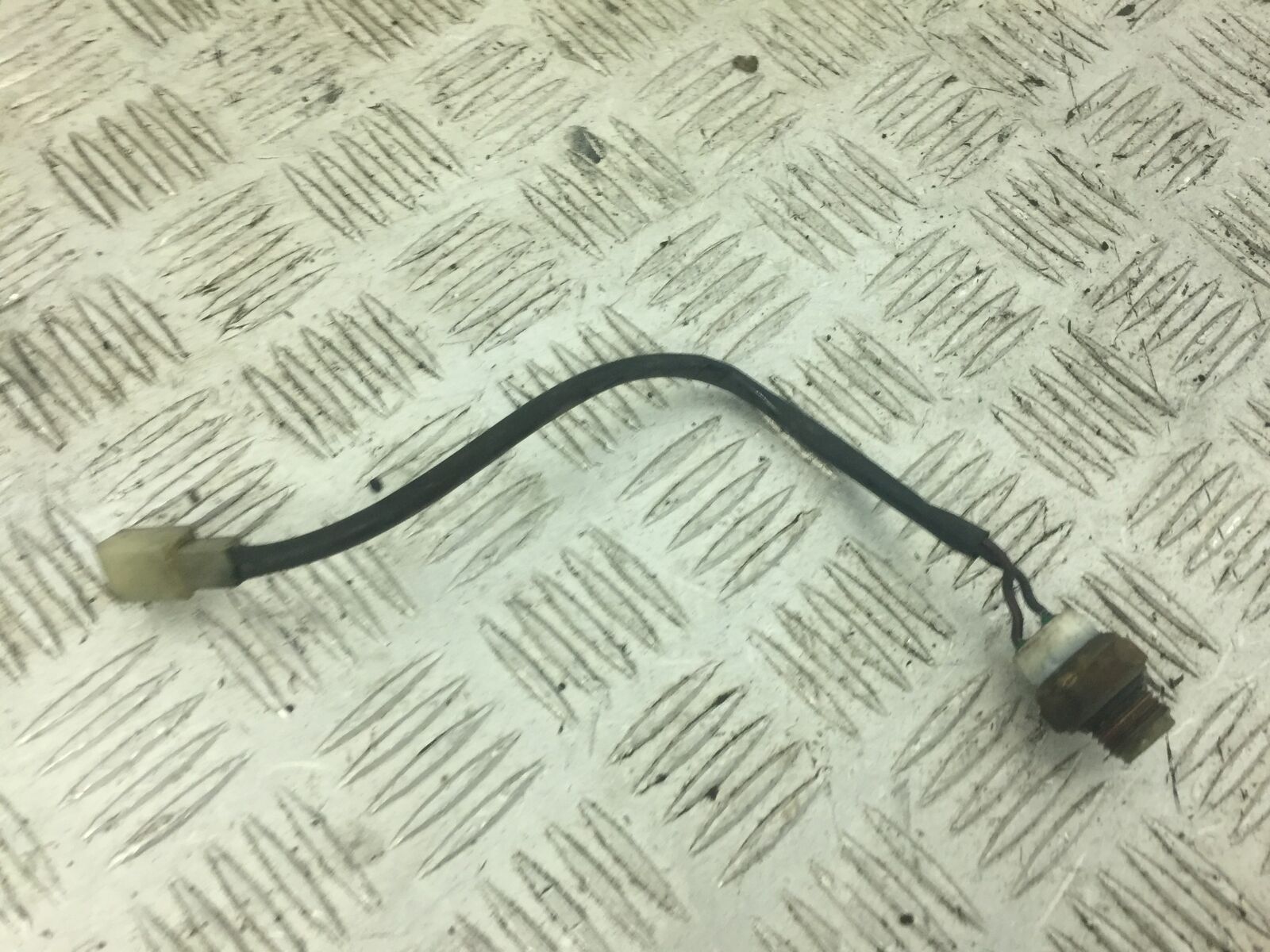 SUZUKI GSF1250 FAN SWITCH    YEAR 2012-2014 (STOCK 650)
